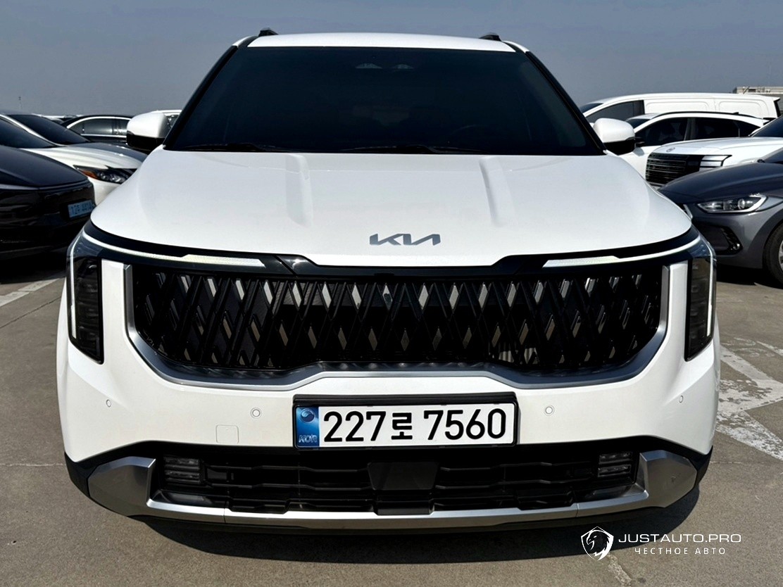 Автомобиль Kia Canival