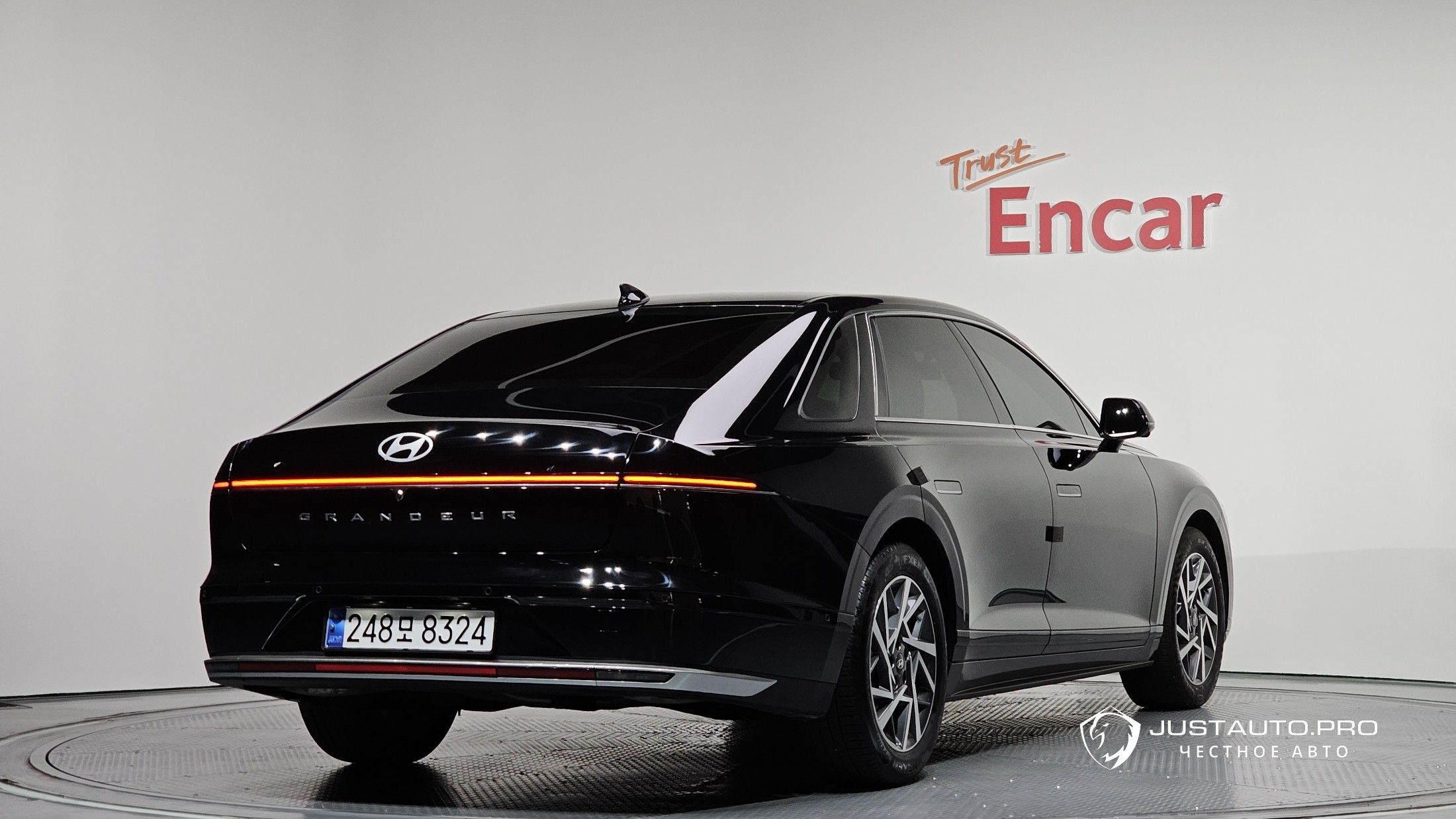 Автомобиль Hyundai Grandeur