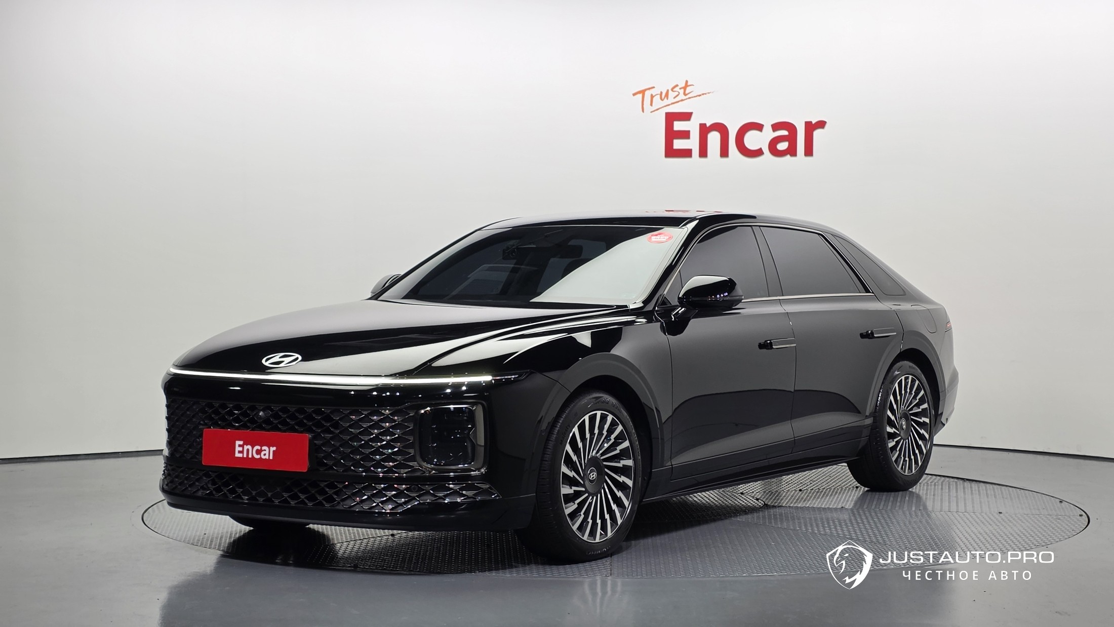 Автомобиль Hyundai Grandeur