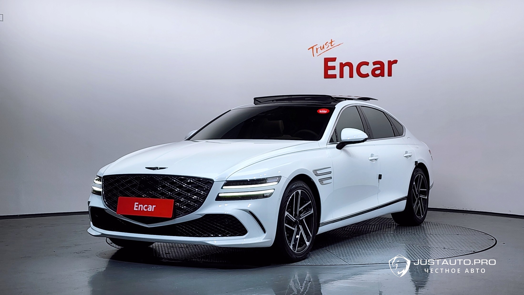 Автомобиль Genesis G80