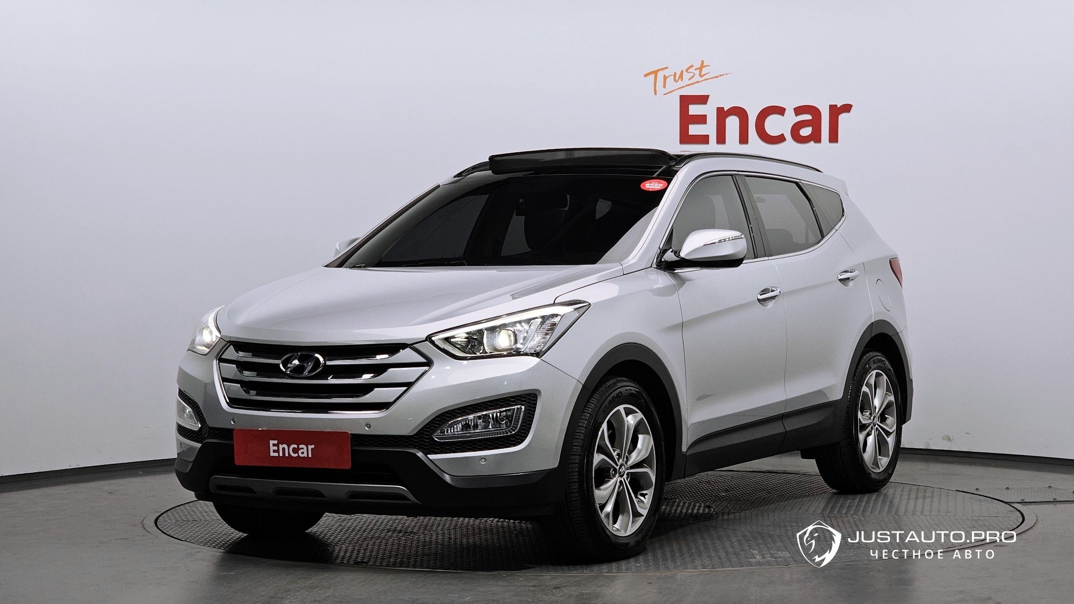 Автомобиль Hyundai Santafe