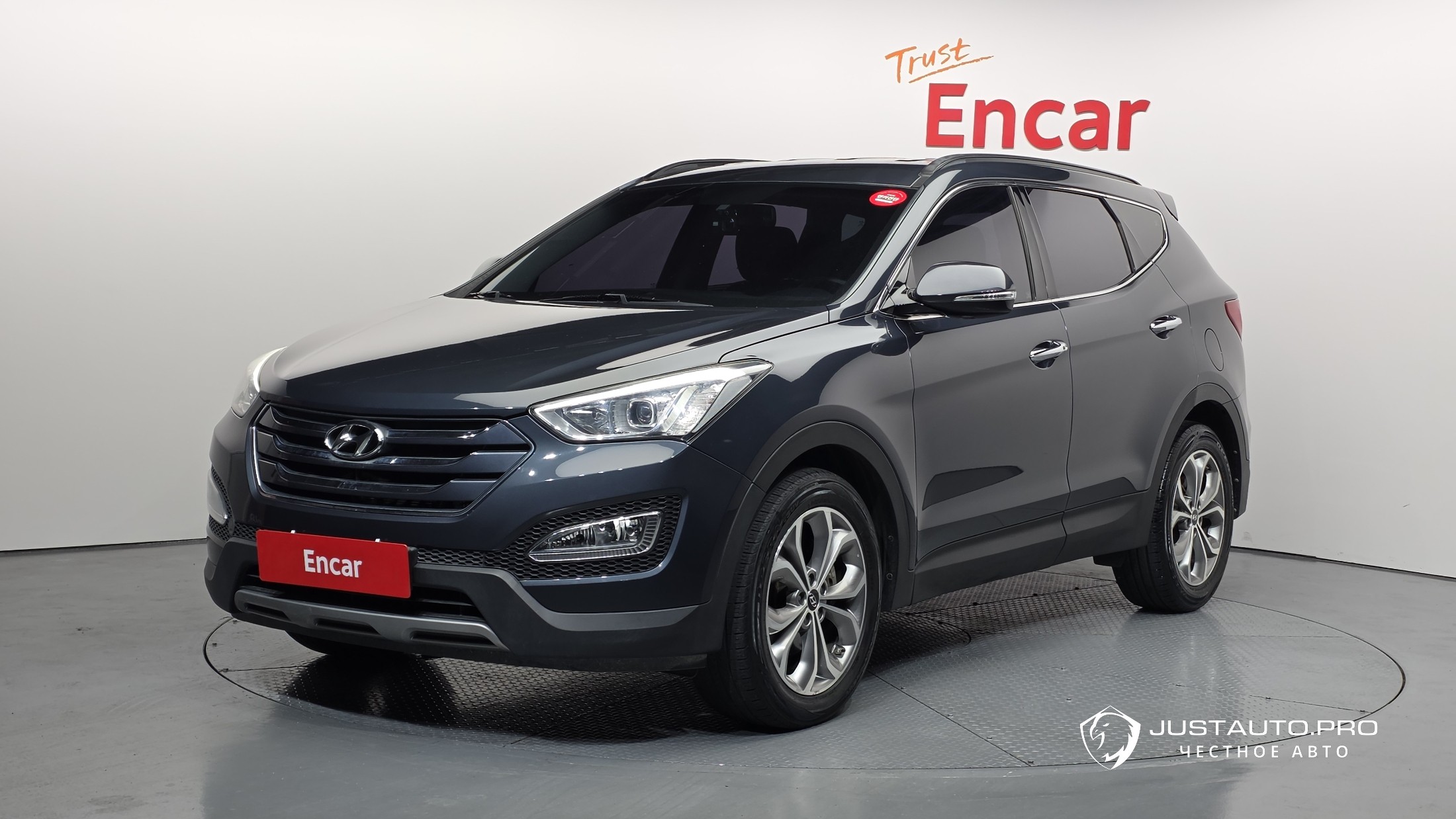 Автомобиль Hyundai Santafe