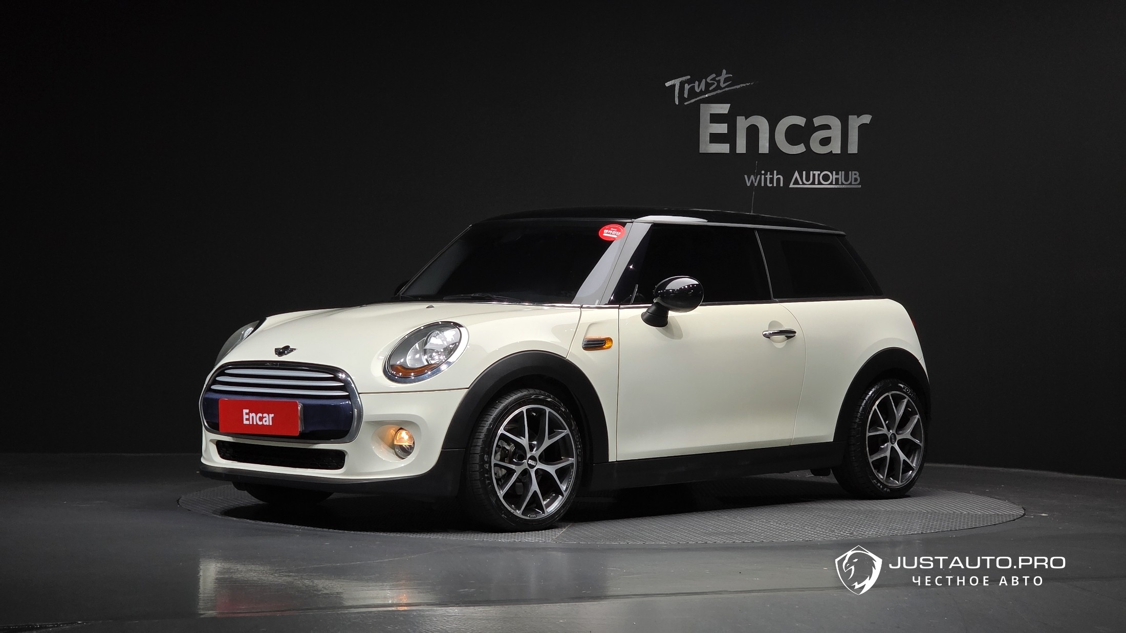 Автомобиль Mini Cooper