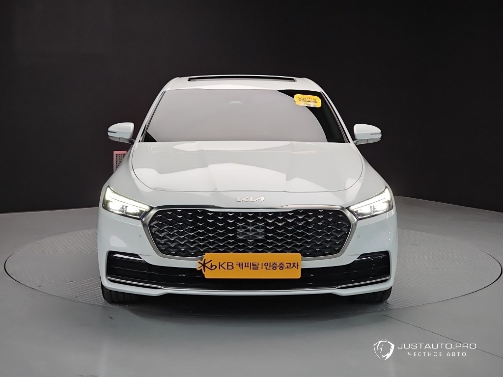 Автомобиль Kia K9