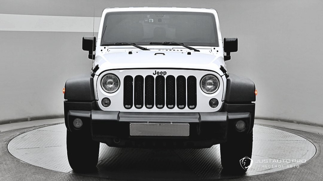 Автомобиль Jeep Wrangler