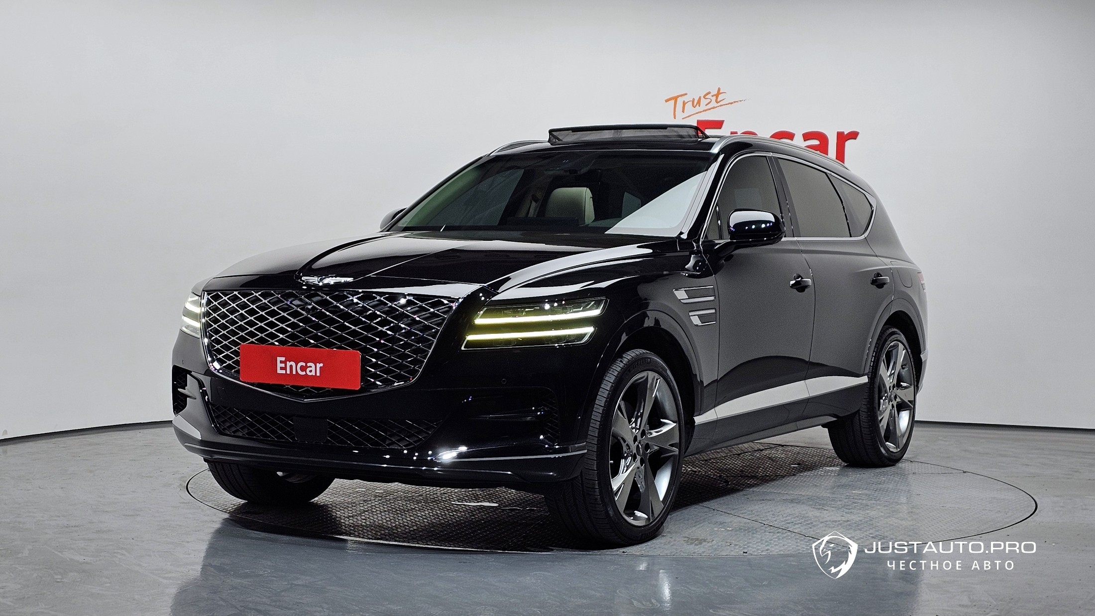 Автомобиль Genesis GV80