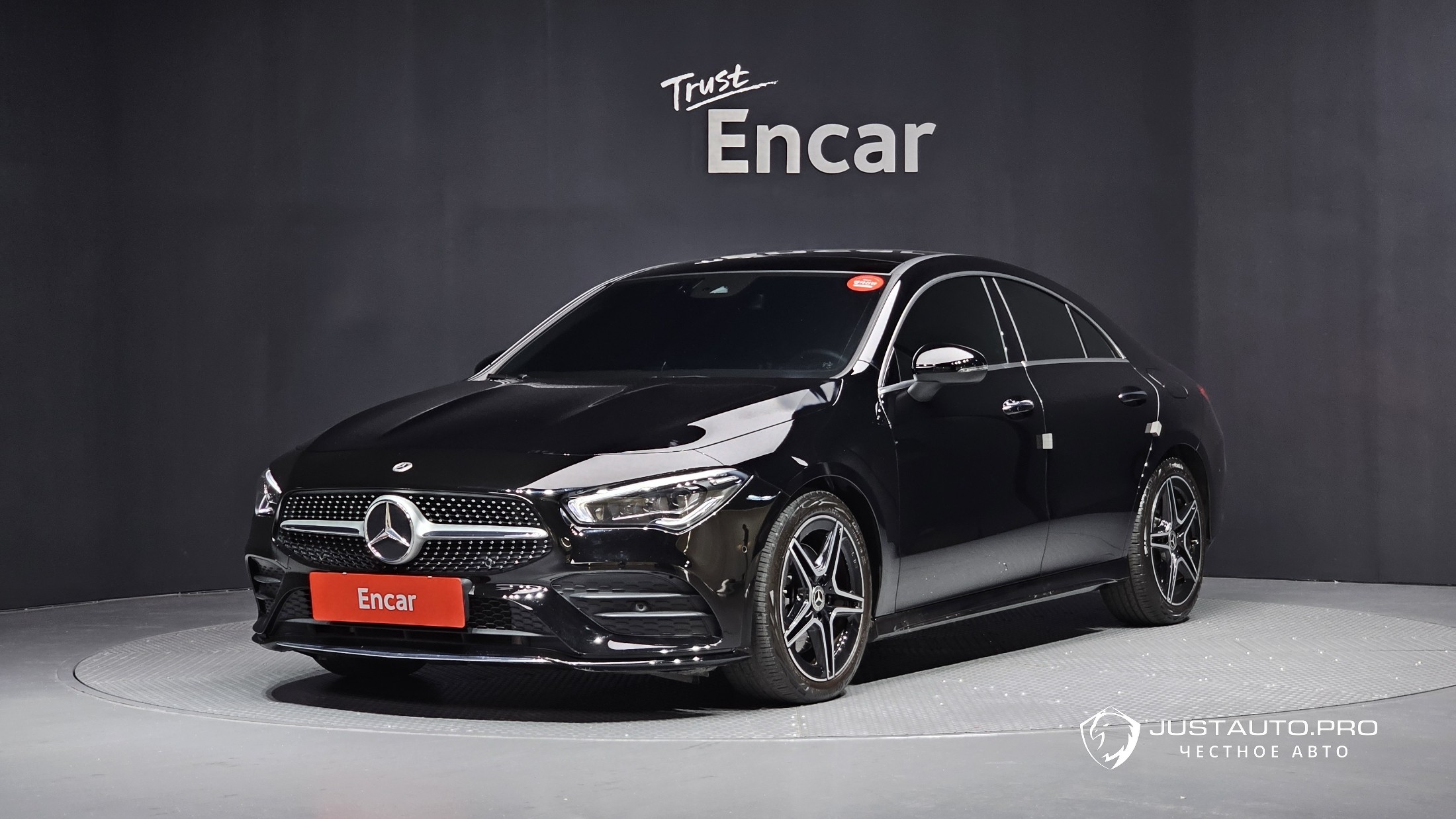 Автомобиль Mercedes-Benz CLA-Class