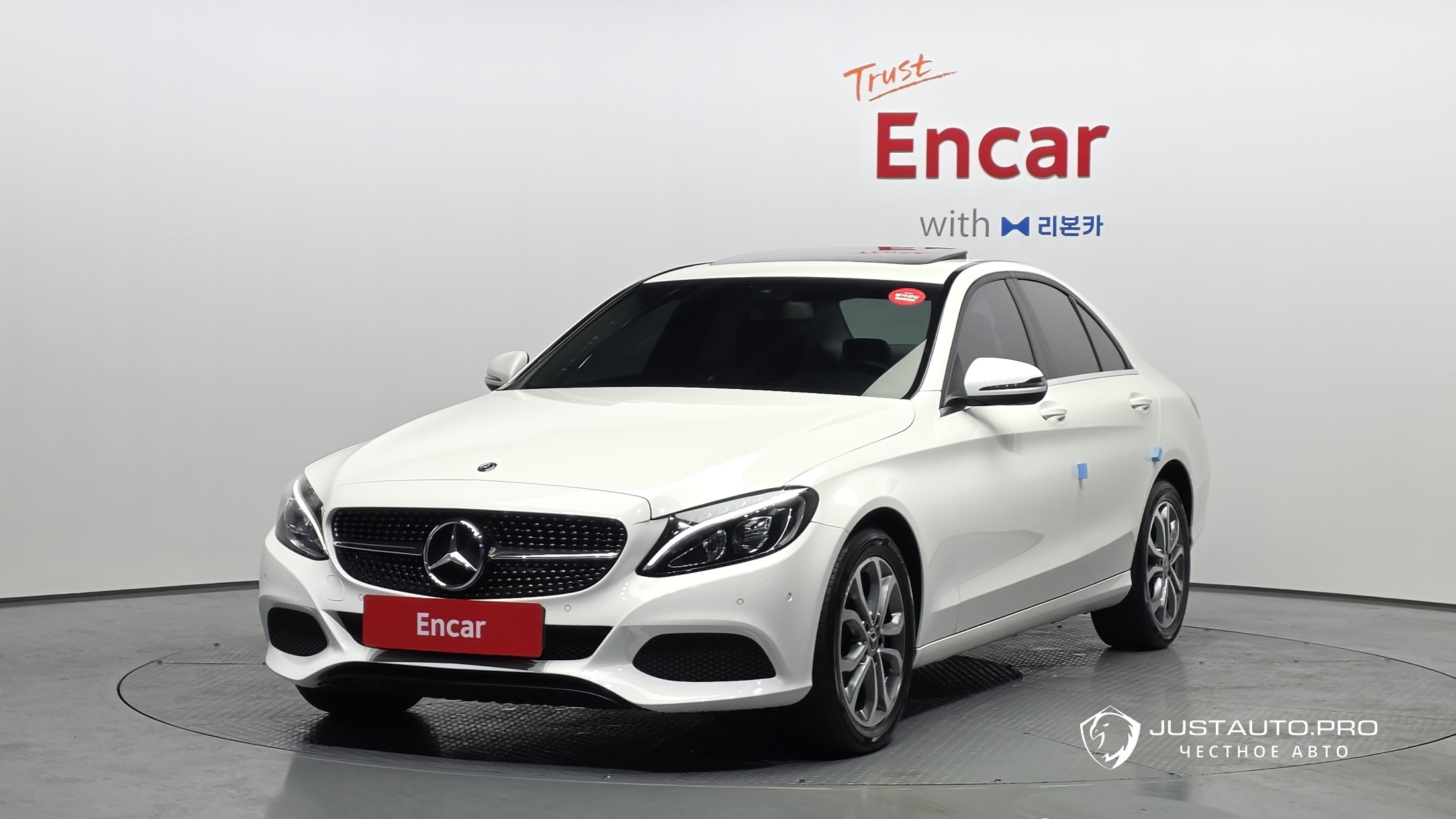 Автомобиль Mercedes-Benz C-Class