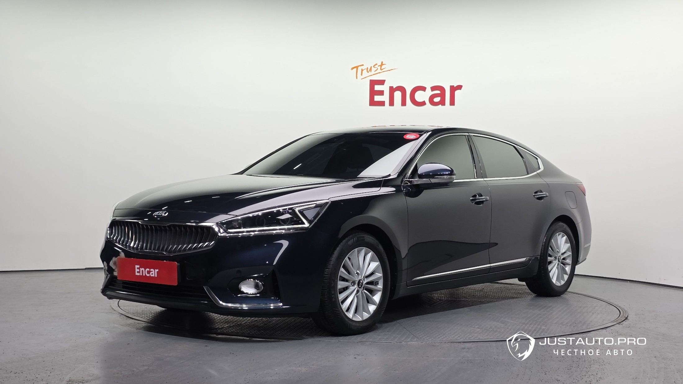 Автомобиль Kia K7