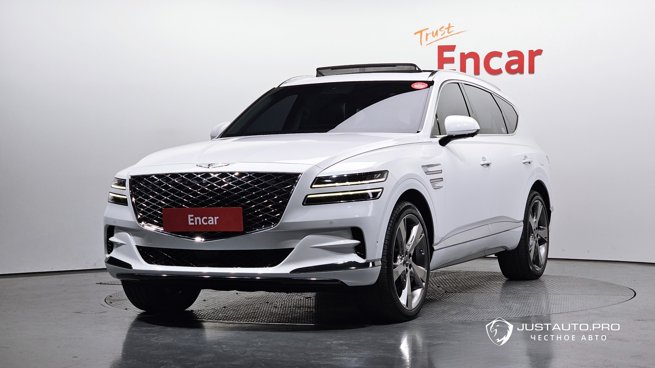 Автомобиль Genesis GV80