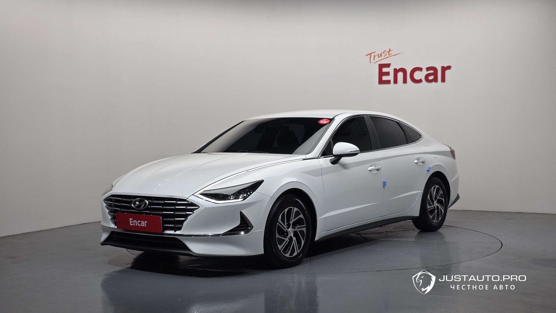 Автомобиль Hyundai Sonata