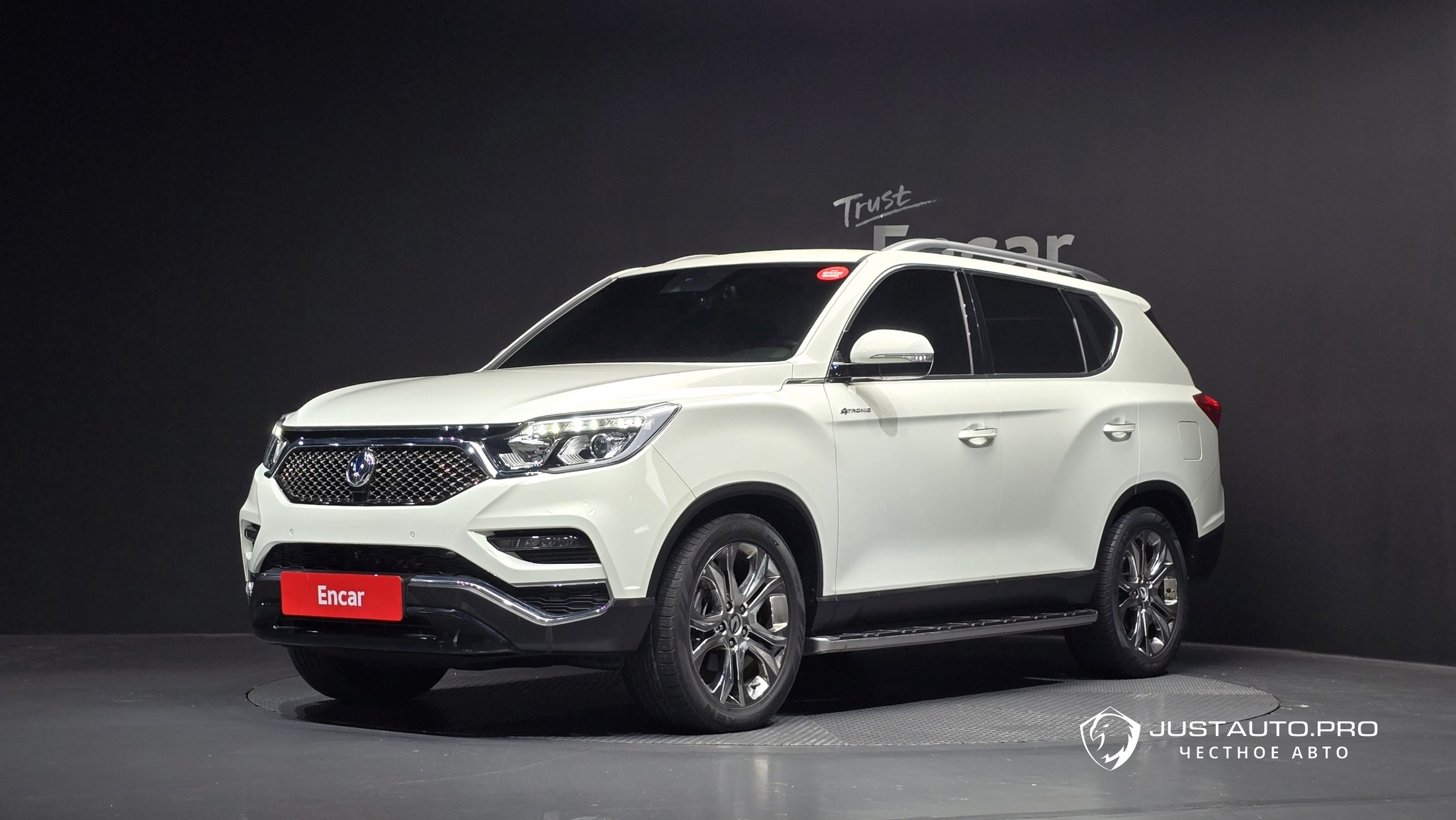 Автомобиль KG_Mobility_Ssangyong Rexton