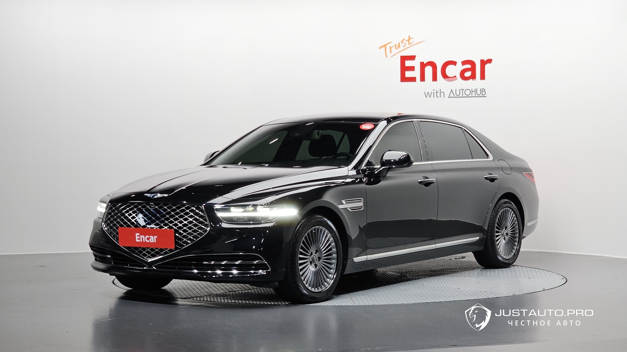 Автомобиль Genesis G90