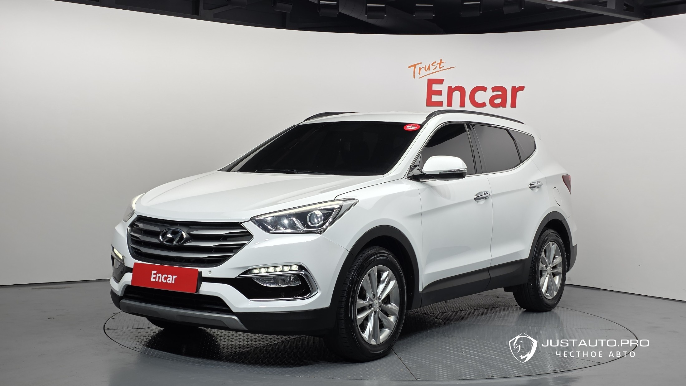 Автомобиль Hyundai Santafe