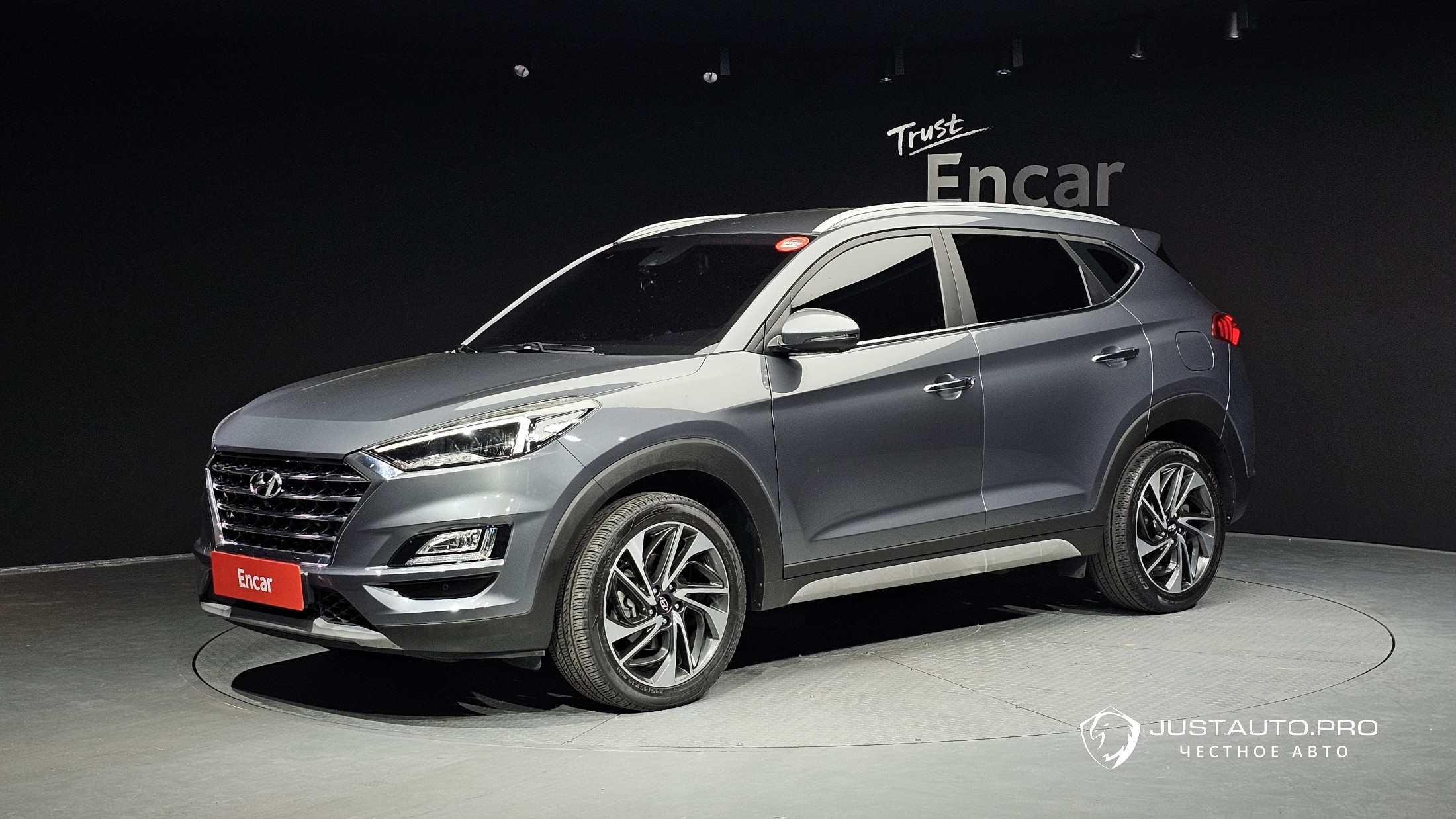 Автомобиль Hyundai Tucson
