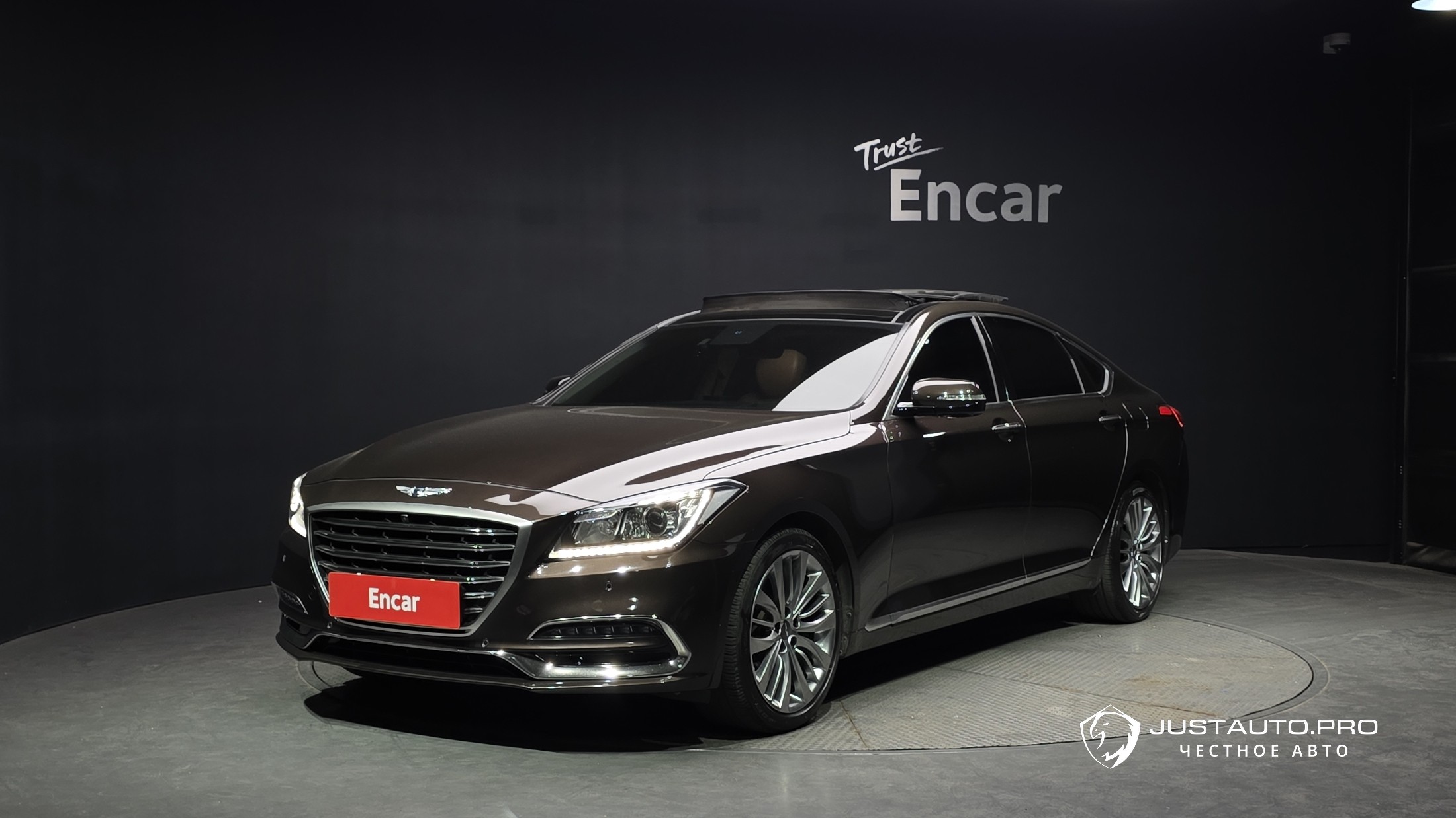 Автомобиль Genesis G80