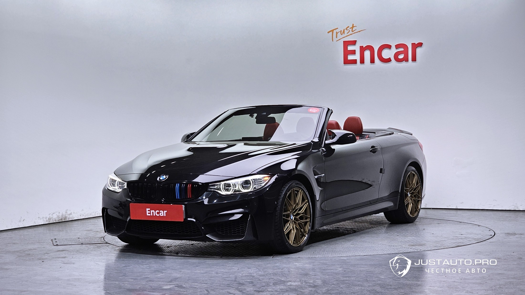 Автомобиль BMW M4