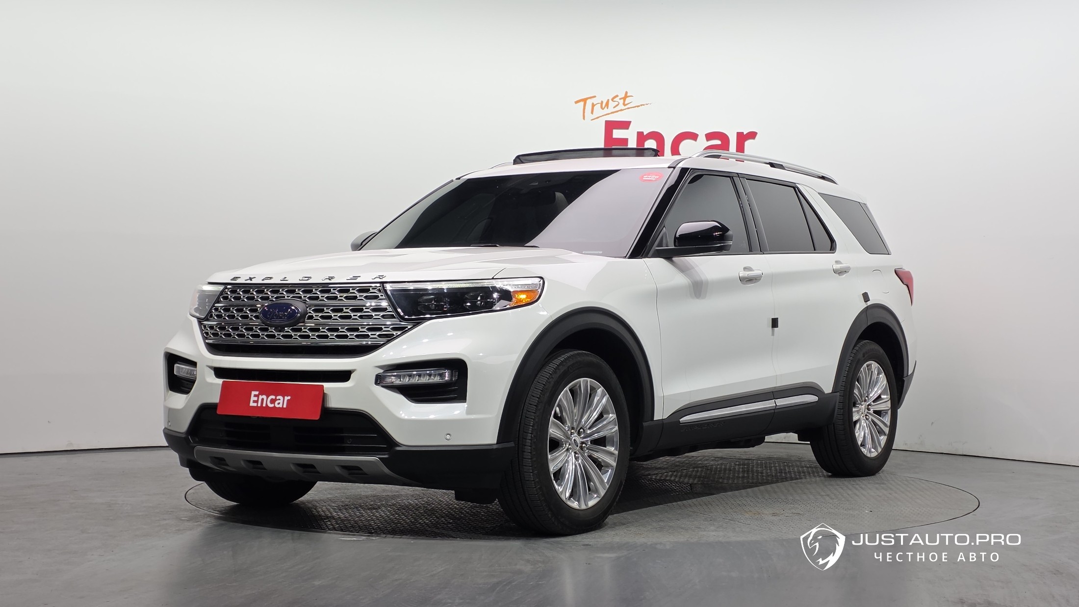Автомобиль Ford Explorer
