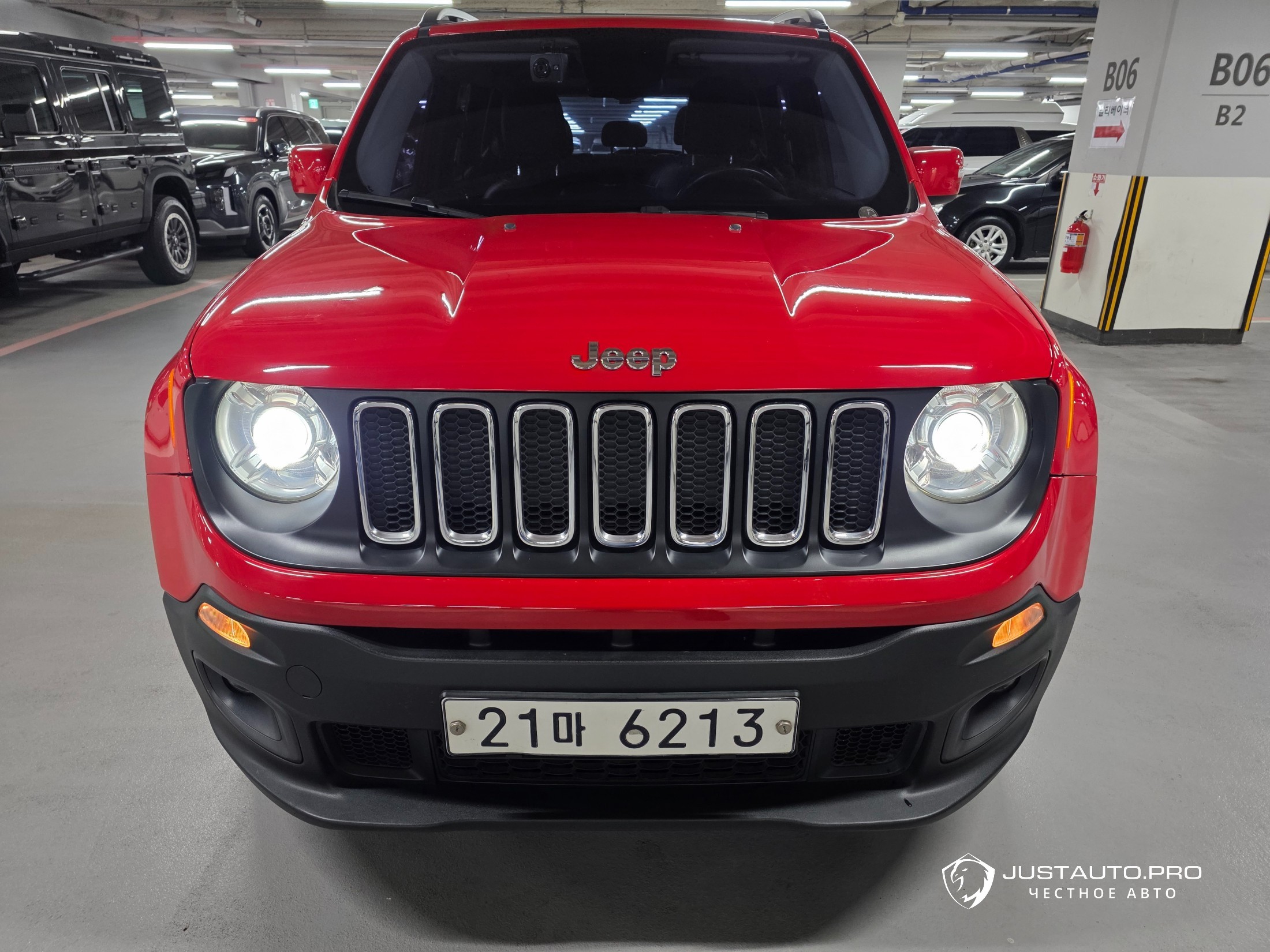Автомобиль Jeep Renegade