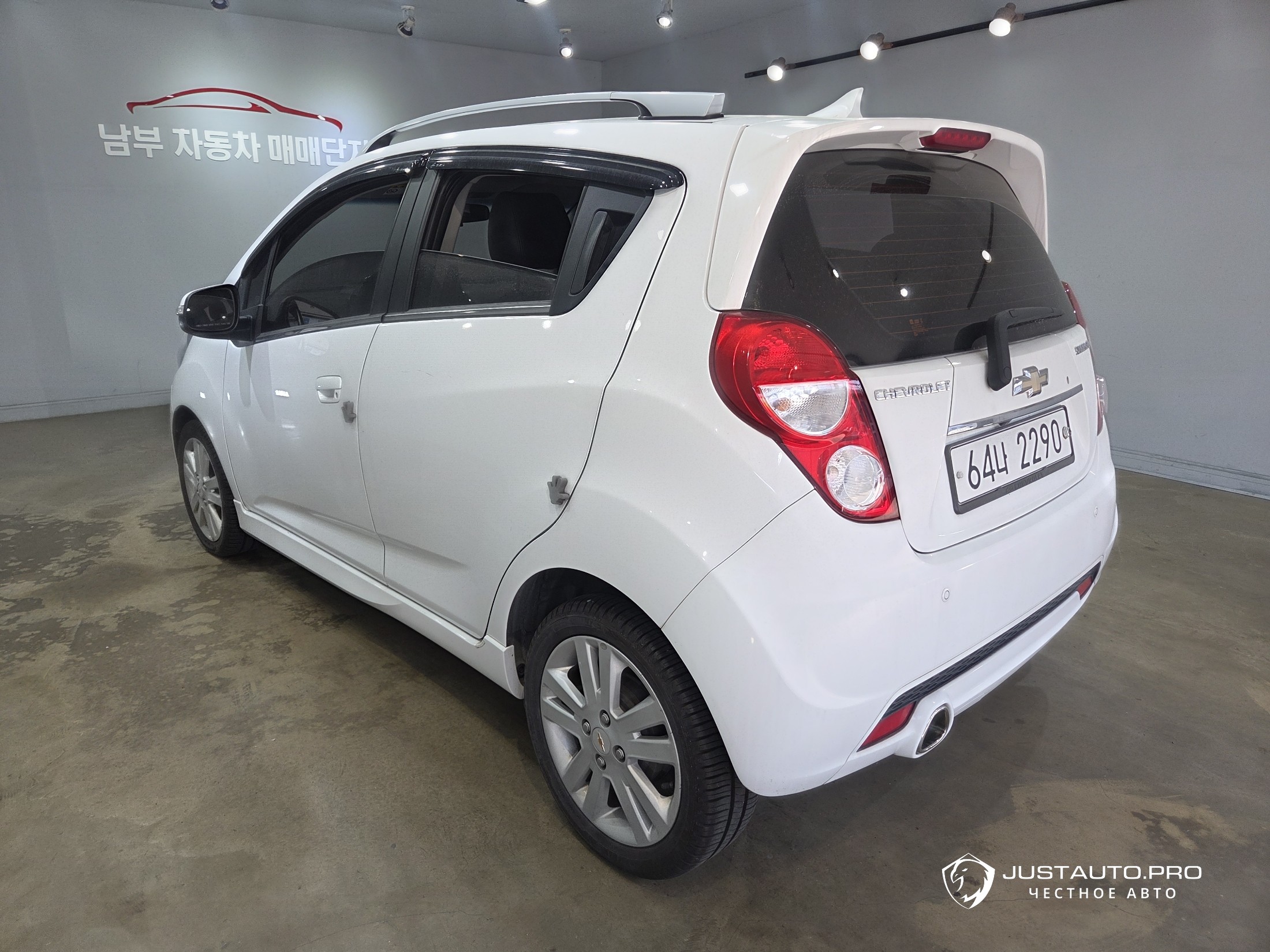 Автомобиль ChevroletGMDaewoo Spark