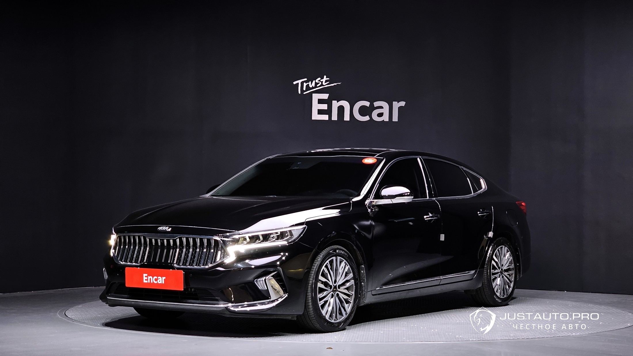 Автомобиль Kia K7