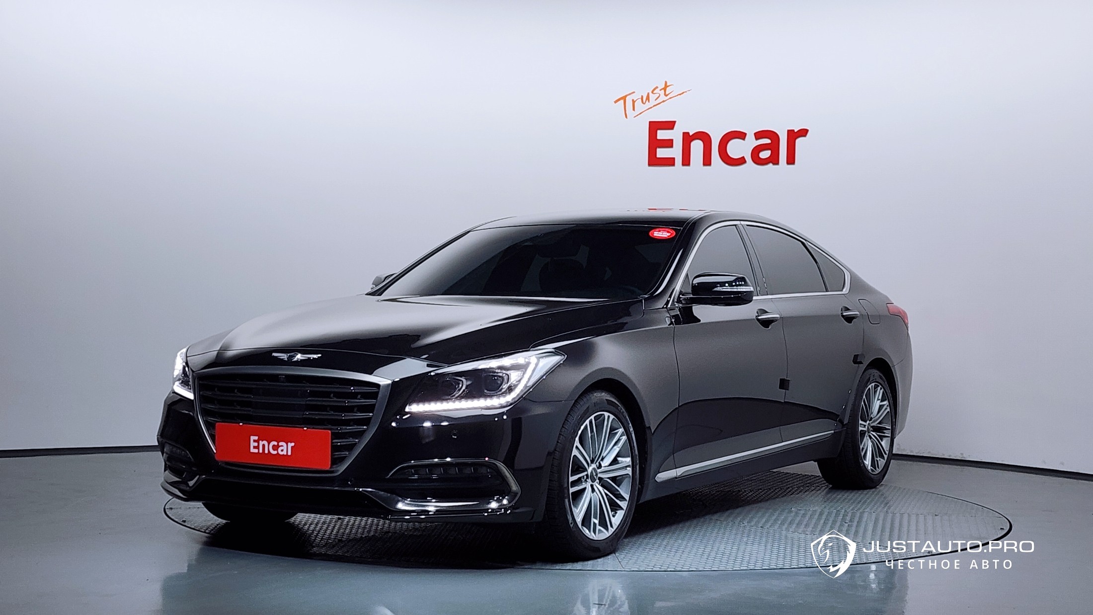 Автомобиль Genesis G80