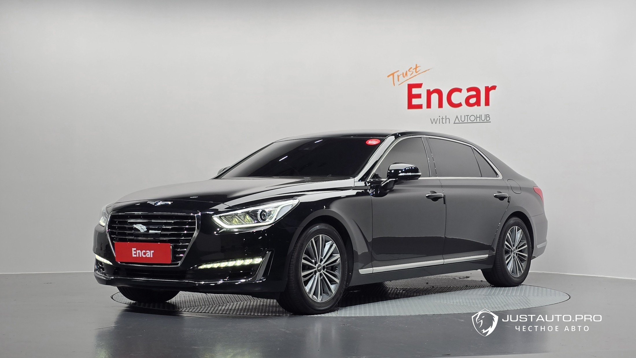 Автомобиль Genesis EQ900