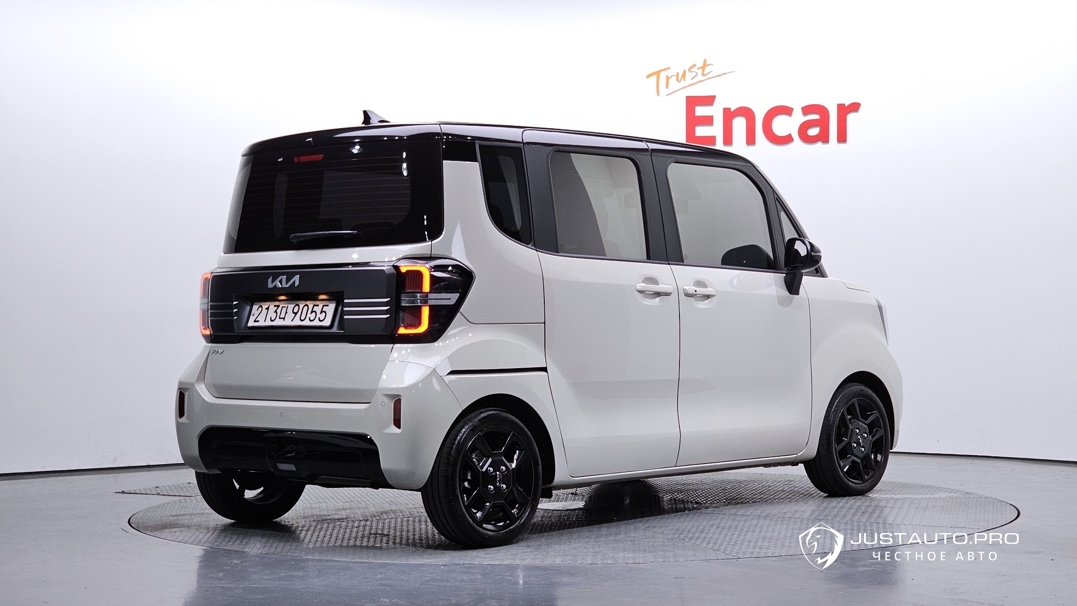 Автомобиль Kia RAY