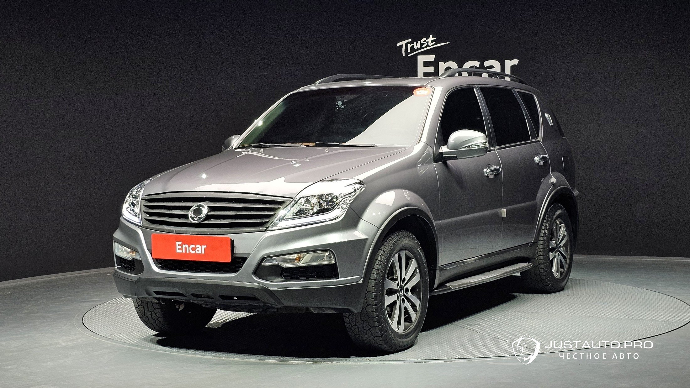 Автомобиль KG_Mobility_Ssangyong Rexton