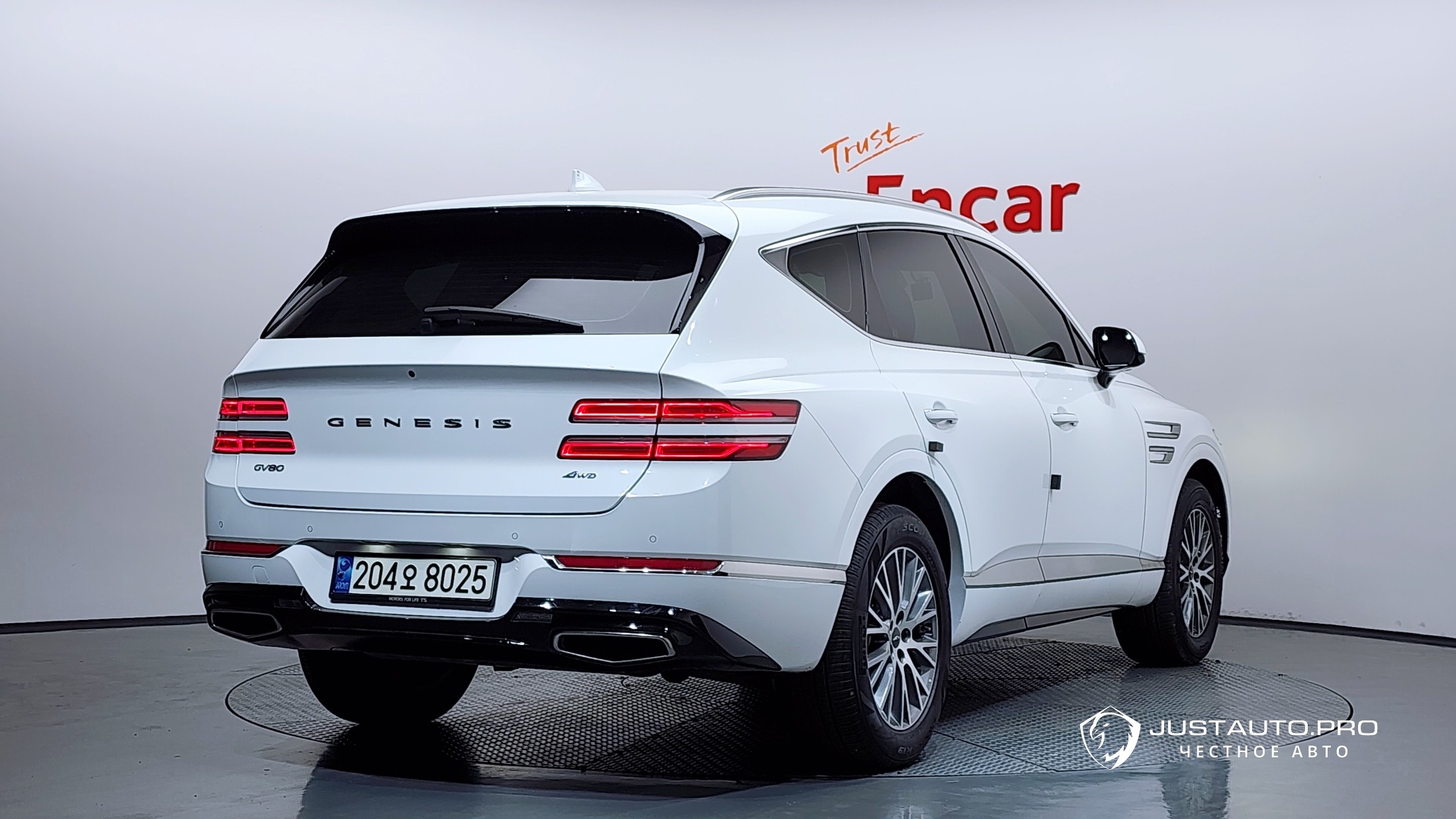 Автомобиль Genesis GV80