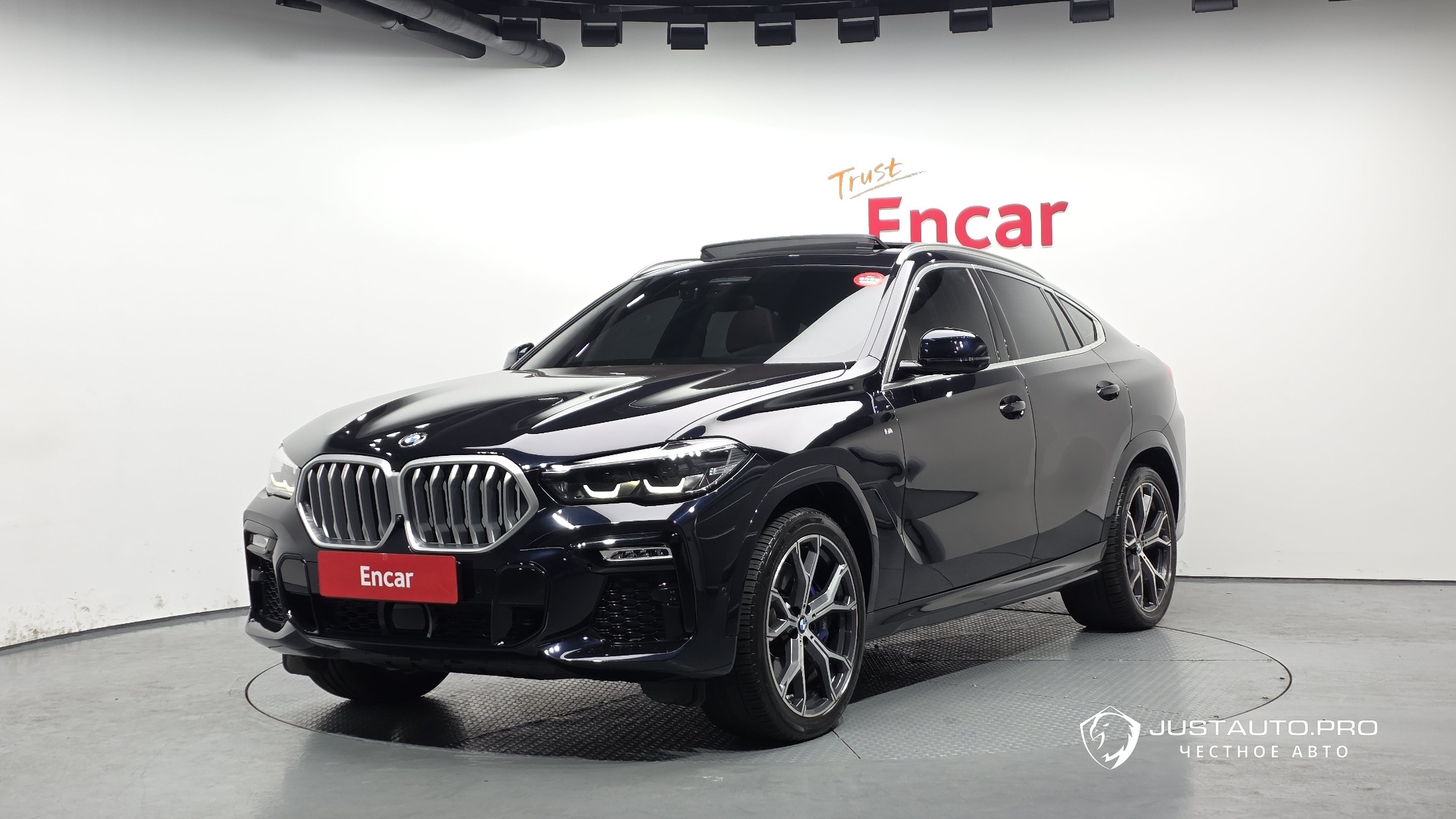 Автомобиль BMW X6