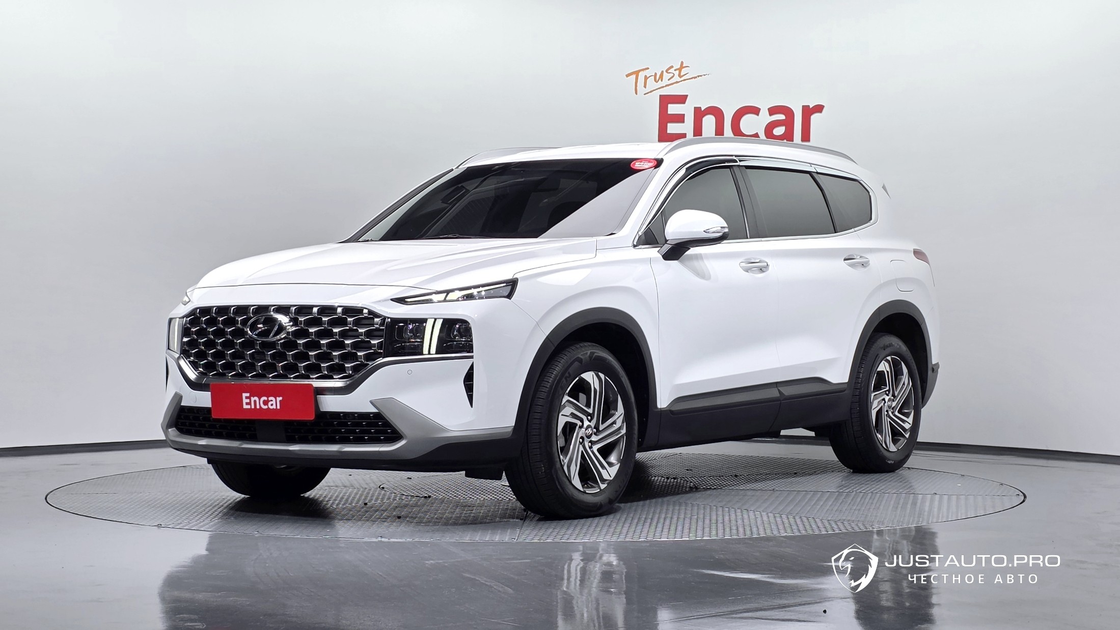 Автомобиль Hyundai Santafe