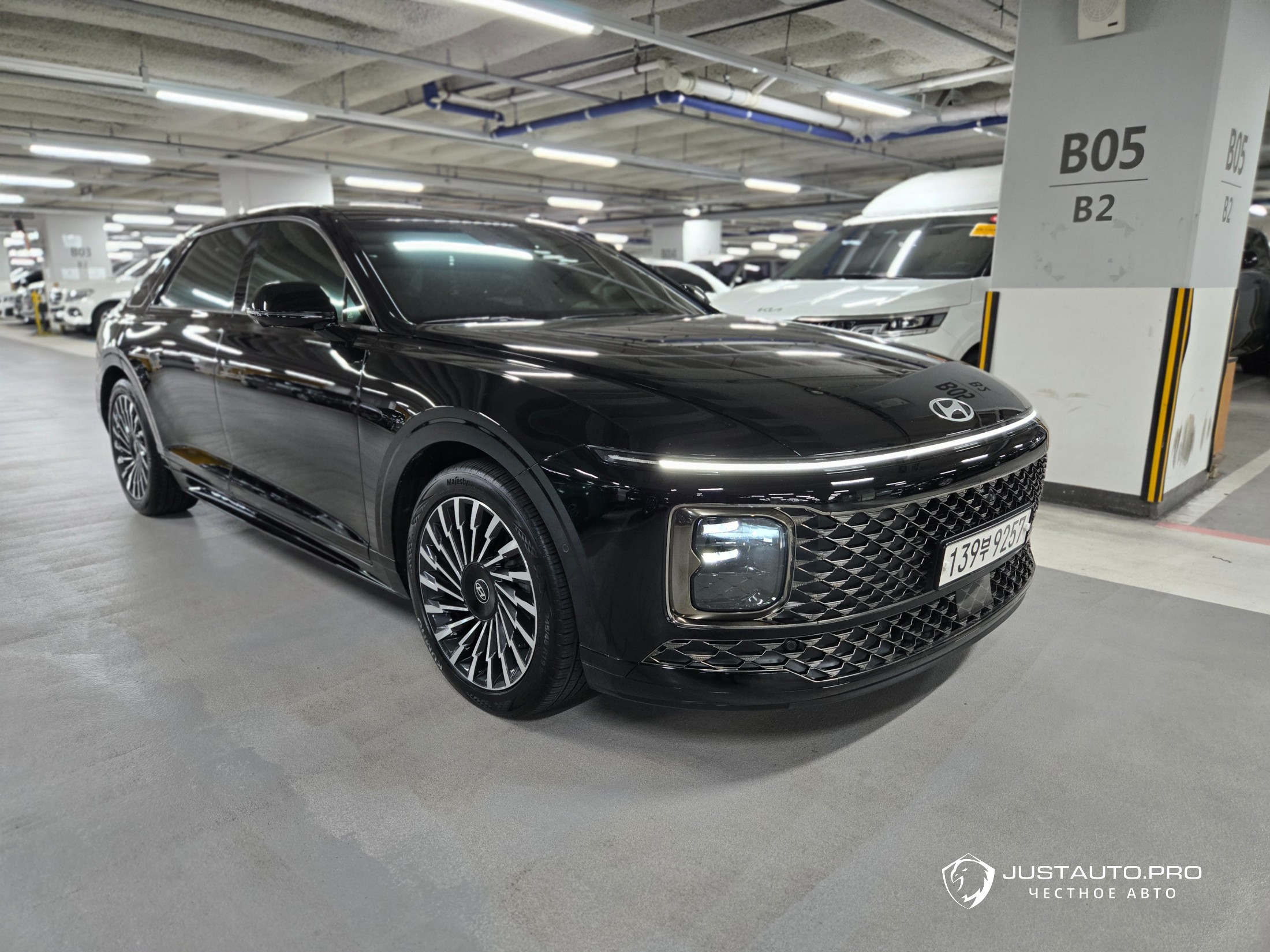 Автомобиль Hyundai Grandeur