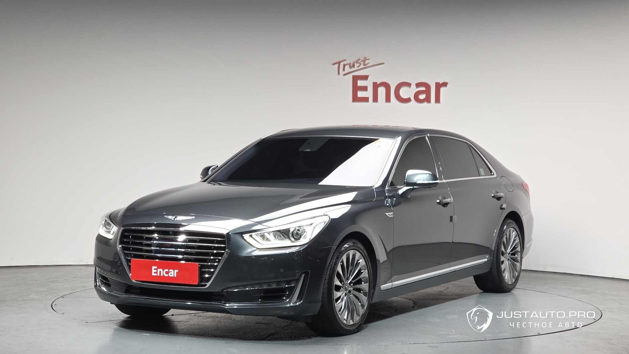 Автомобиль Genesis EQ900