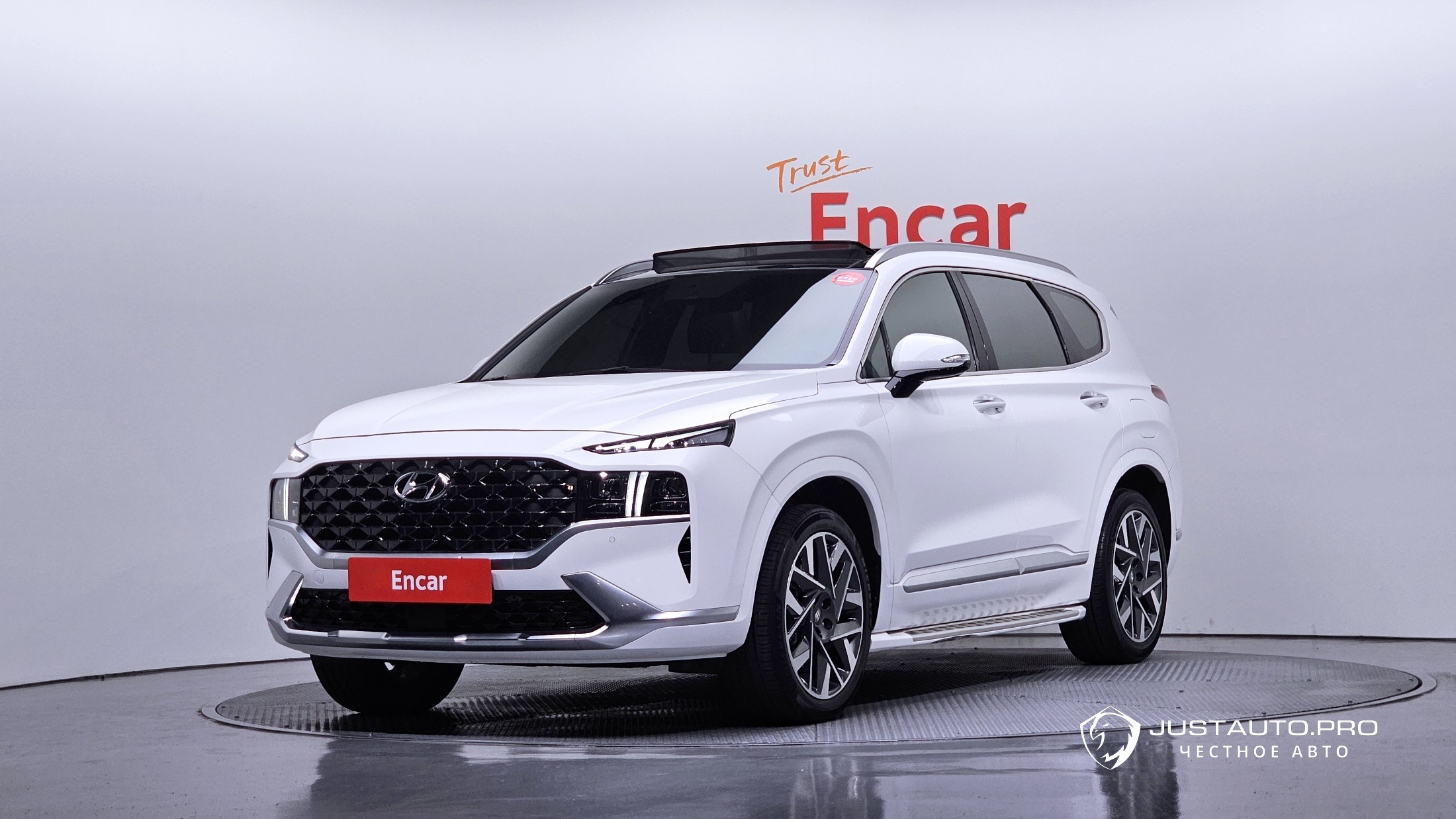 Автомобиль Hyundai Santafe
