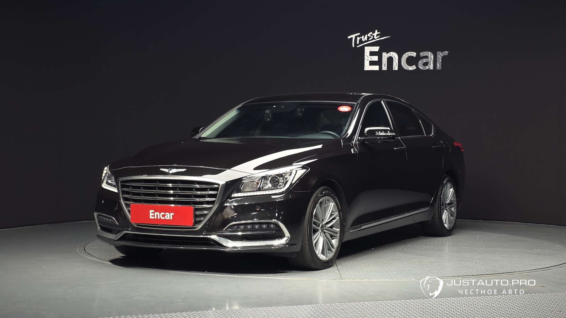 Автомобиль Genesis G80