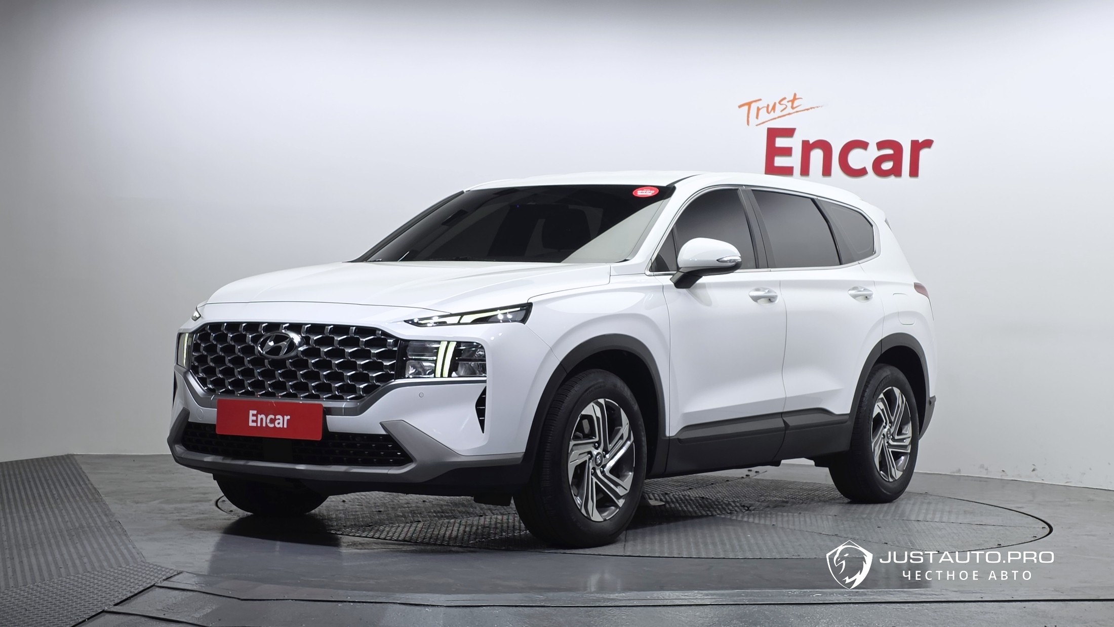 Автомобиль Hyundai Santafe