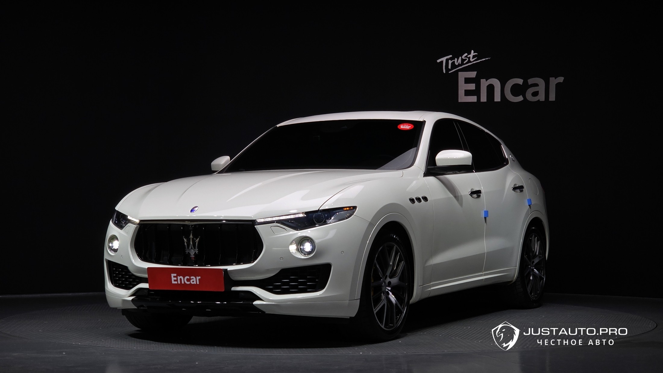 Автомобиль Maserati Levante