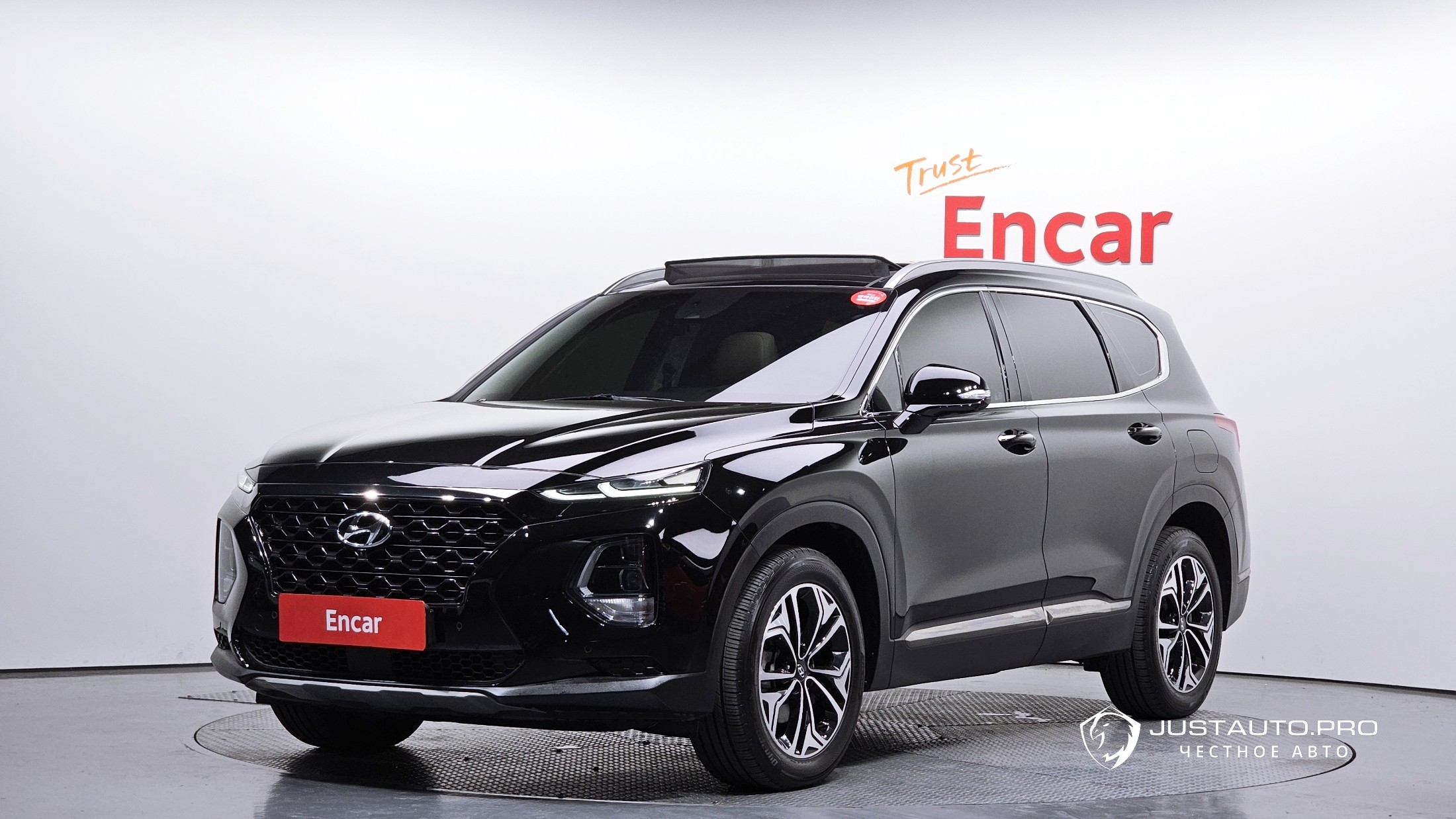 Автомобиль Hyundai Santafe