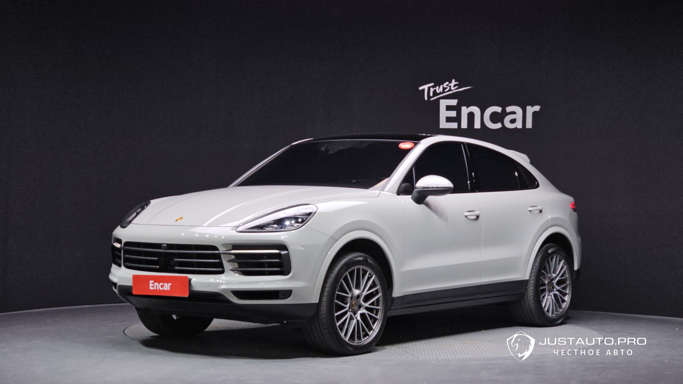 Автомобиль Porsche Cayenne