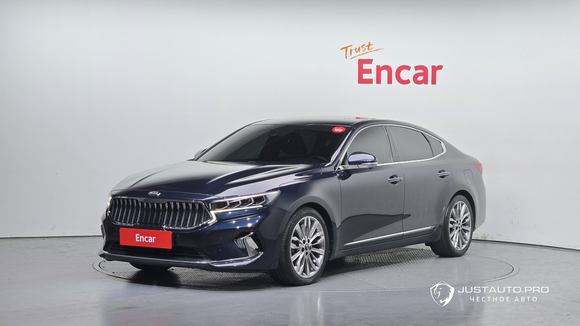 Автомобиль Kia K7