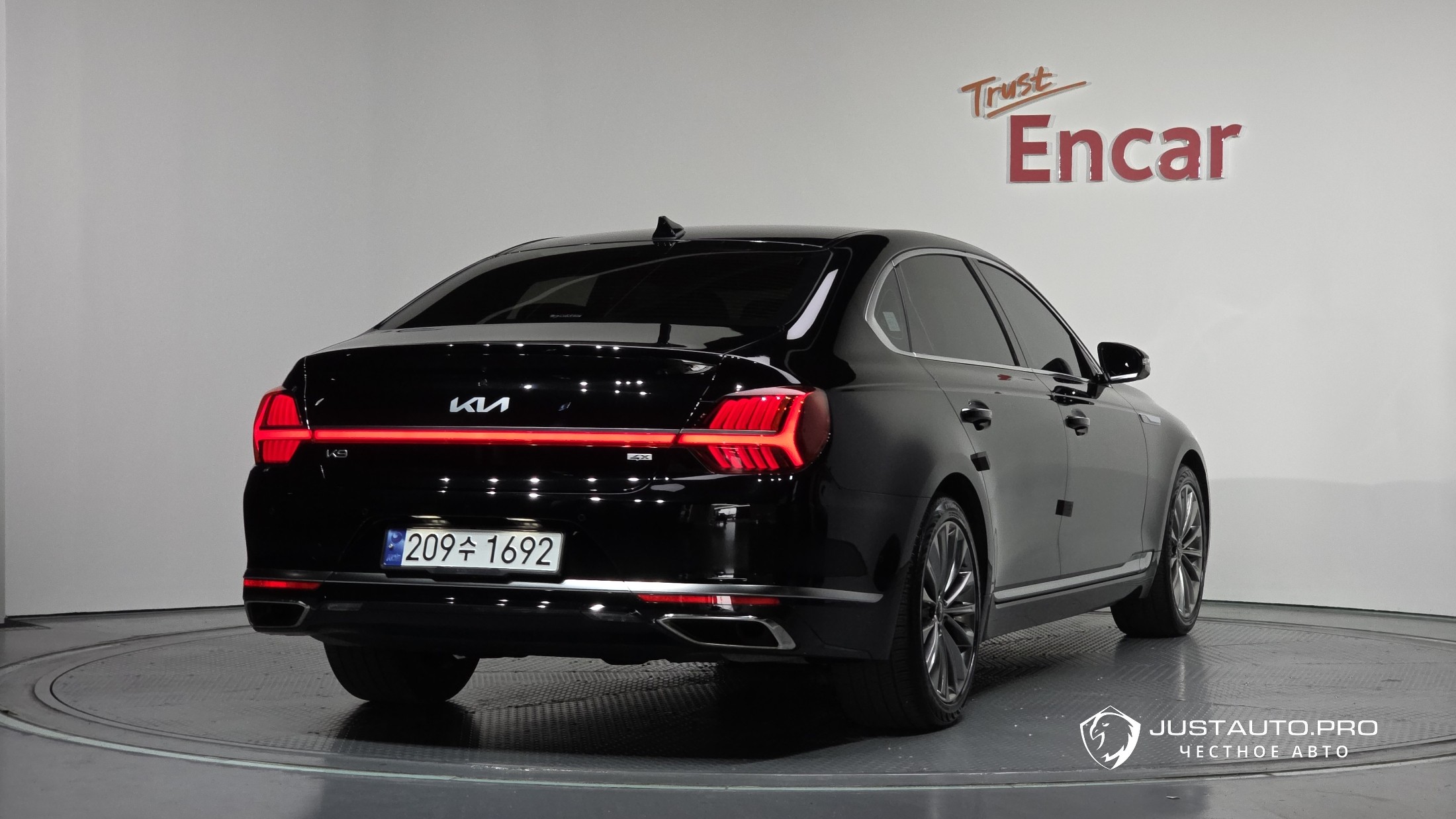 Автомобиль Kia K9