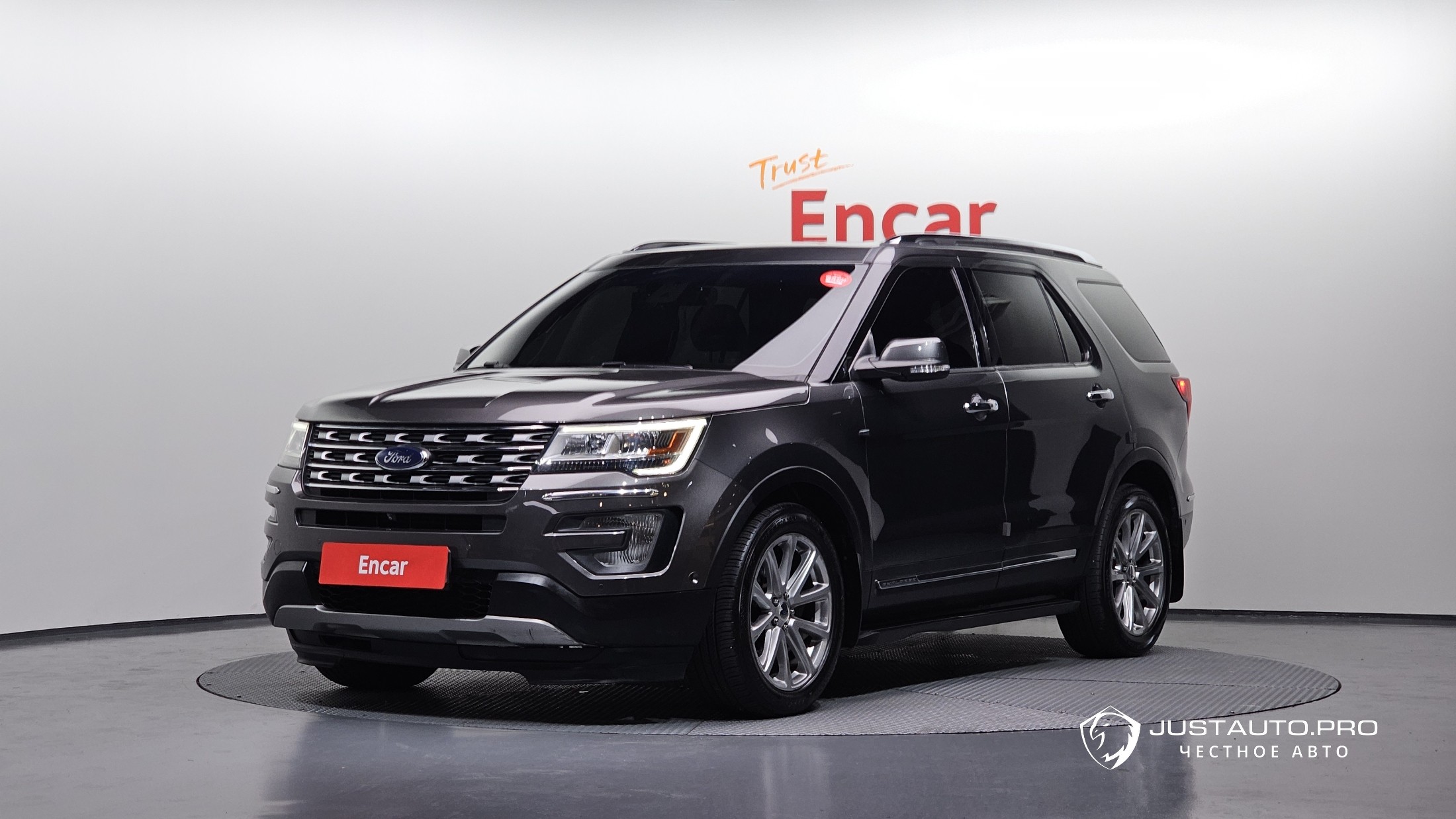 Автомобиль Ford Explorer