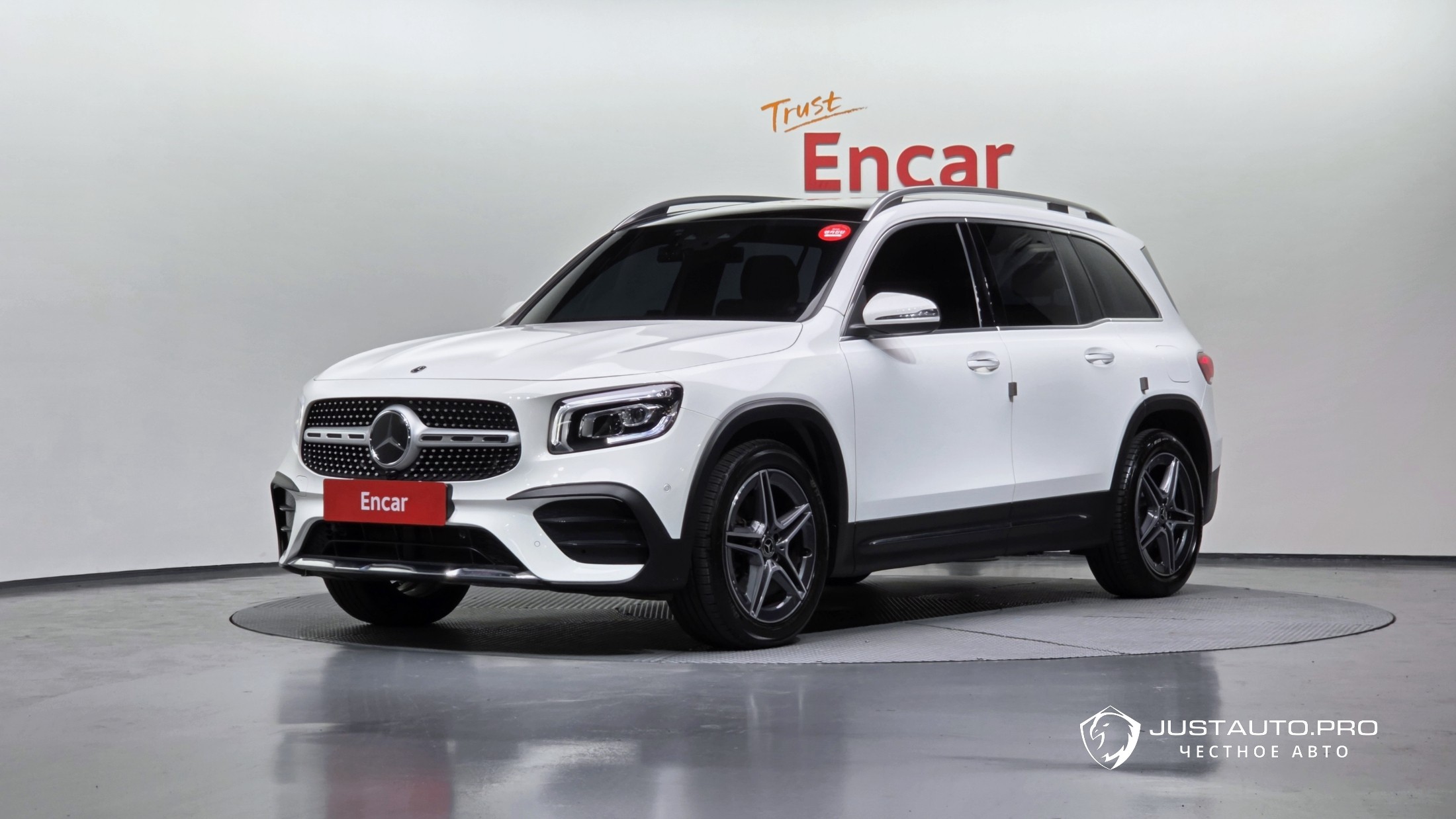 Автомобиль Mercedes-Benz GLB-Class