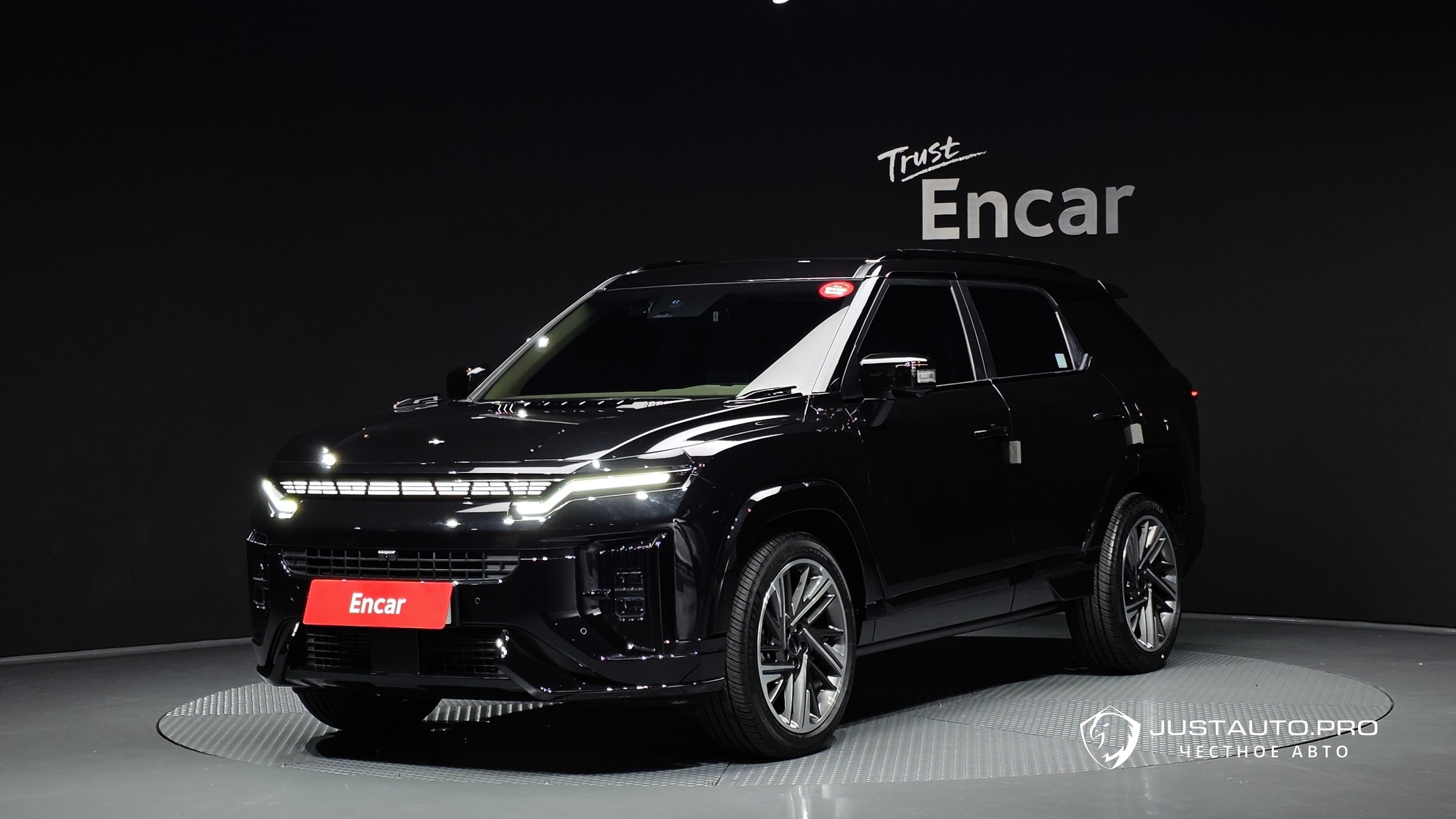 Автомобиль KG_Mobility_Ssangyong Actyon