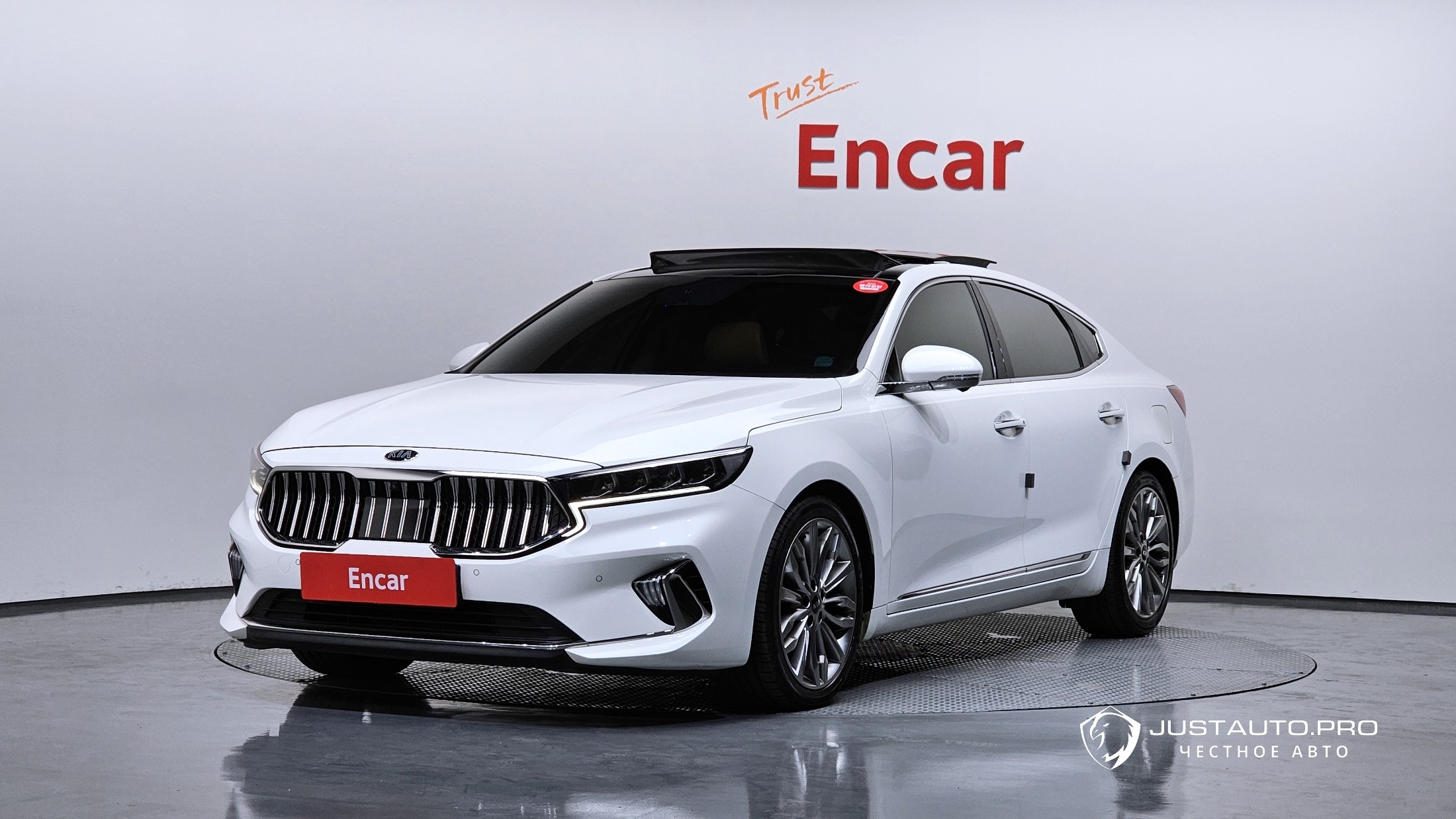 Автомобиль Kia K7
