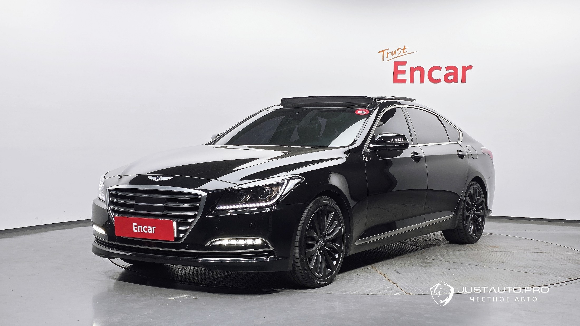 Автомобиль Hyundai Genesis