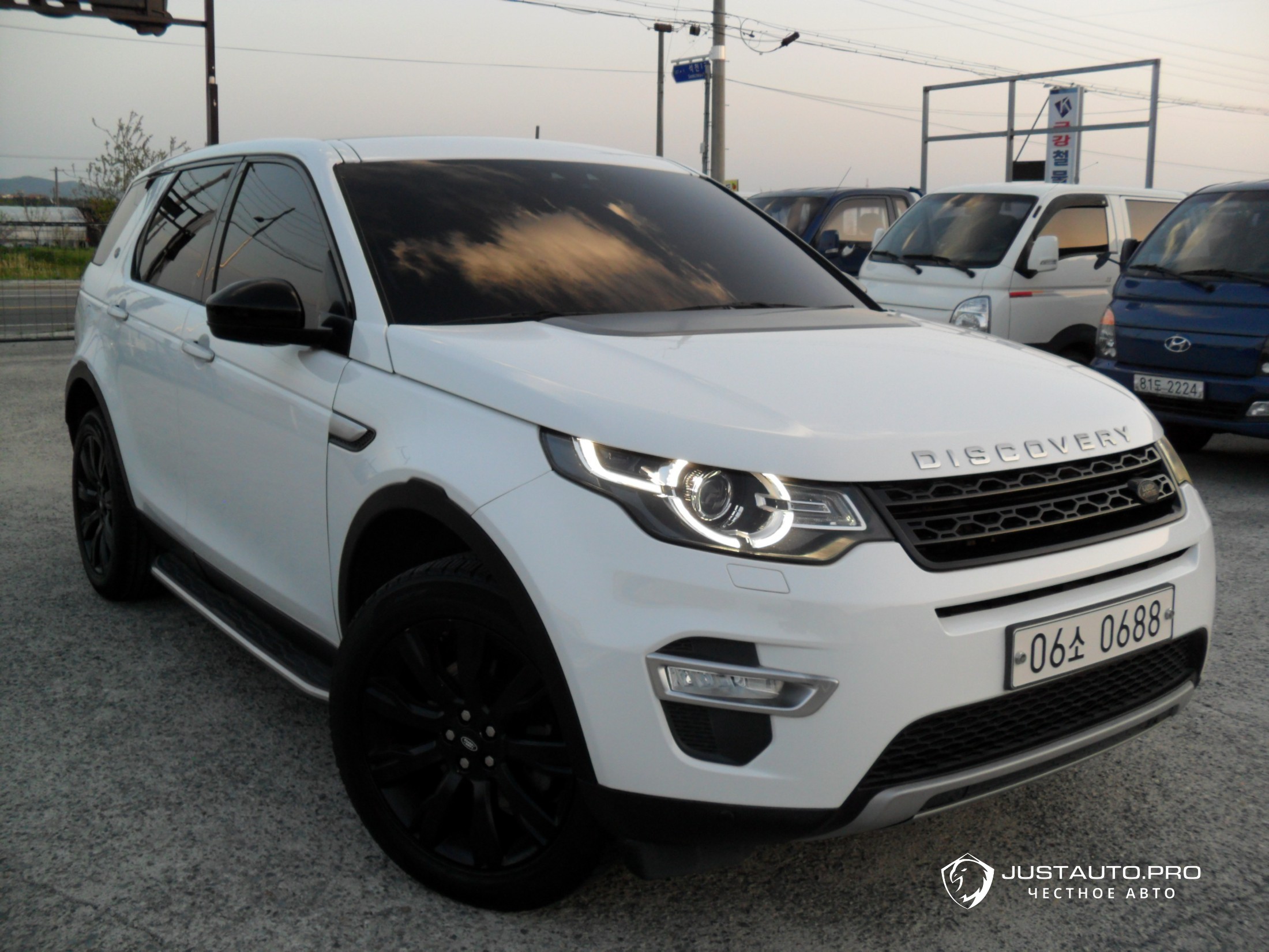 Автомобиль Land Rover Discovery Sport