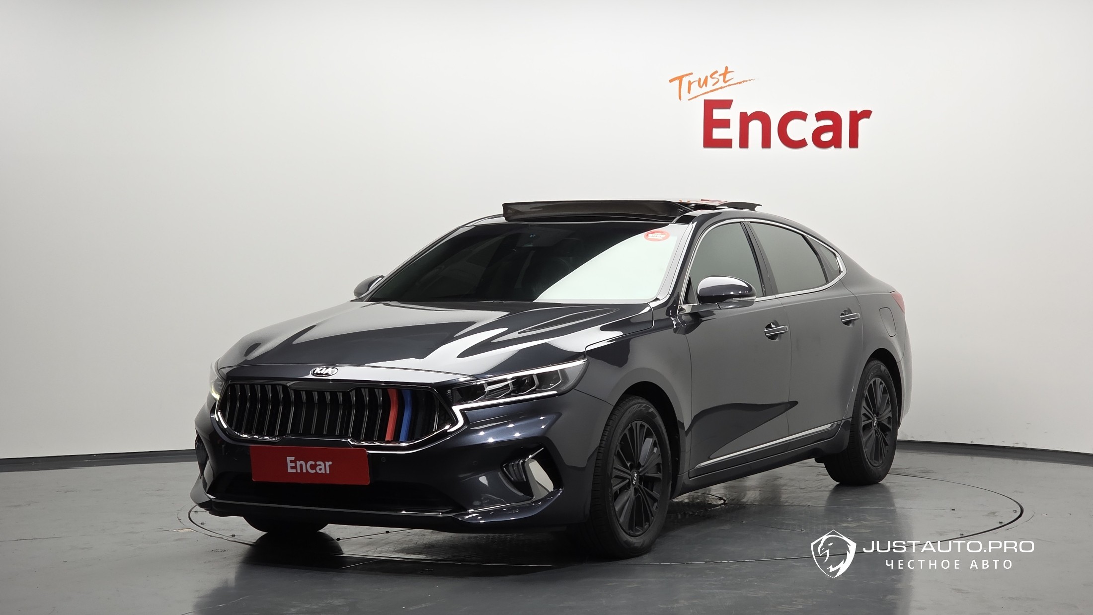 Автомобиль Kia K7