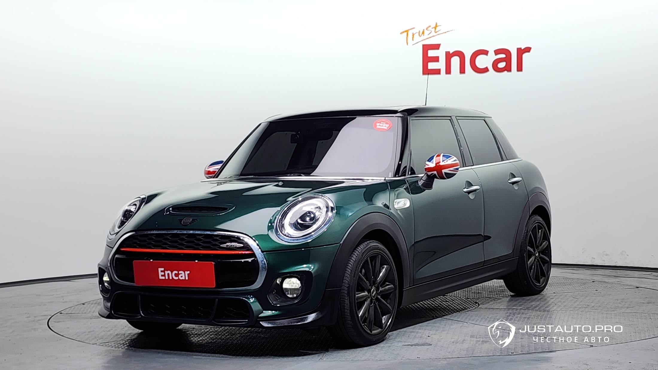 Автомобиль Mini Cooper